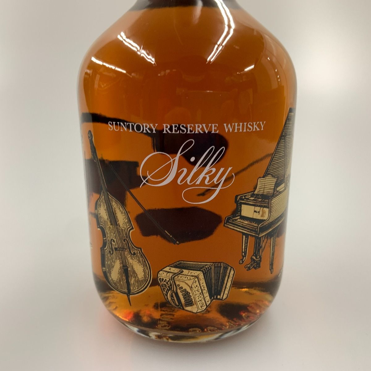 サントリー ウイスキー Silky 楽器 760ml - メルカリ