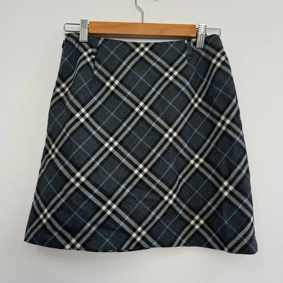 38 BURBERRY ブルーレーベル ノヴァチェック ウール スカート N6747