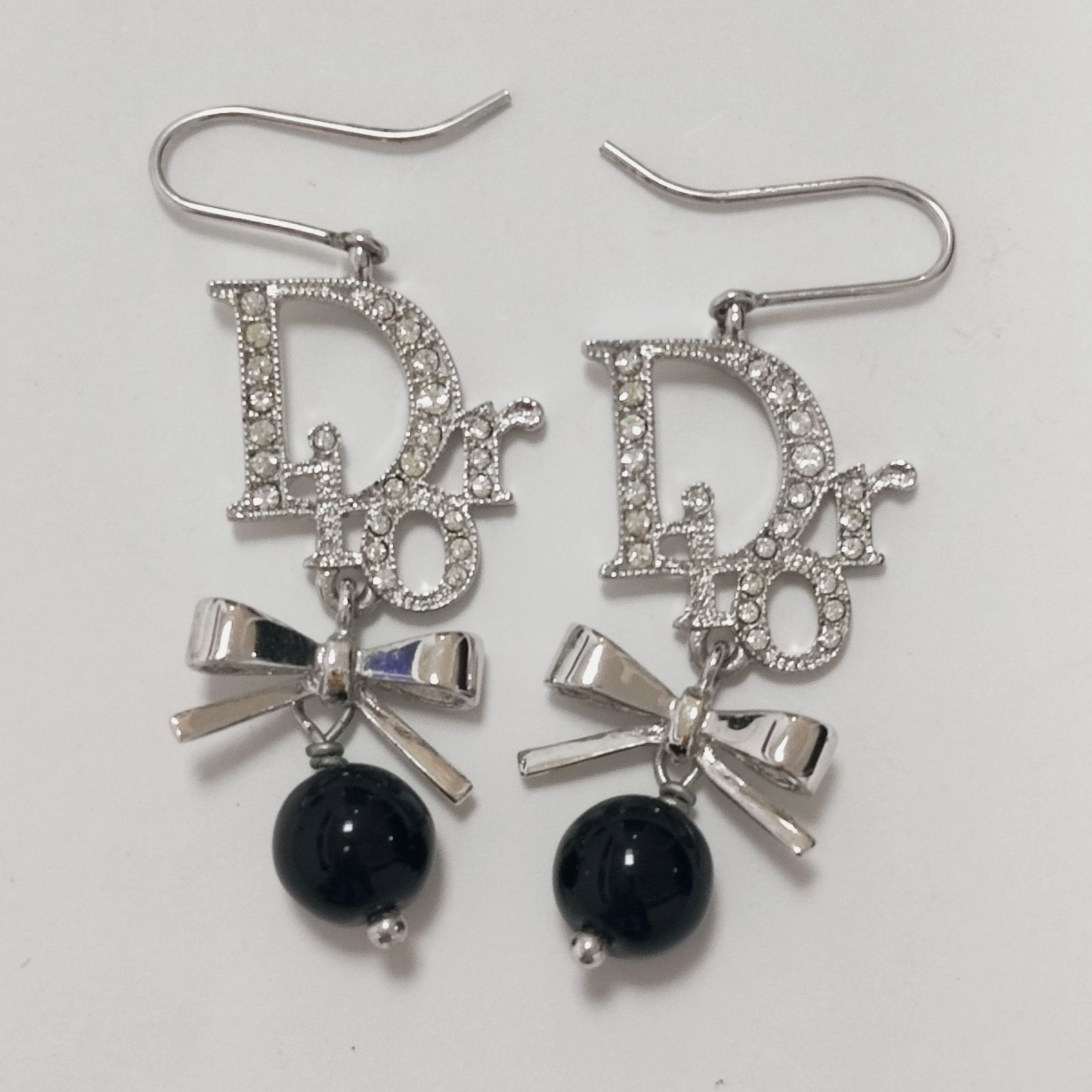 クリスチャンディオールピアス　ロゴ　リボン　ラインストーン Christian Dior クリスチャンディオール ラインストーン リボン