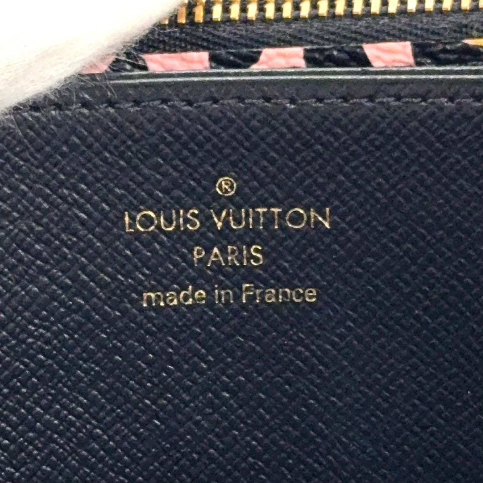 LOUIS VUITTON ワイルドアットハート ジッピーウォレット