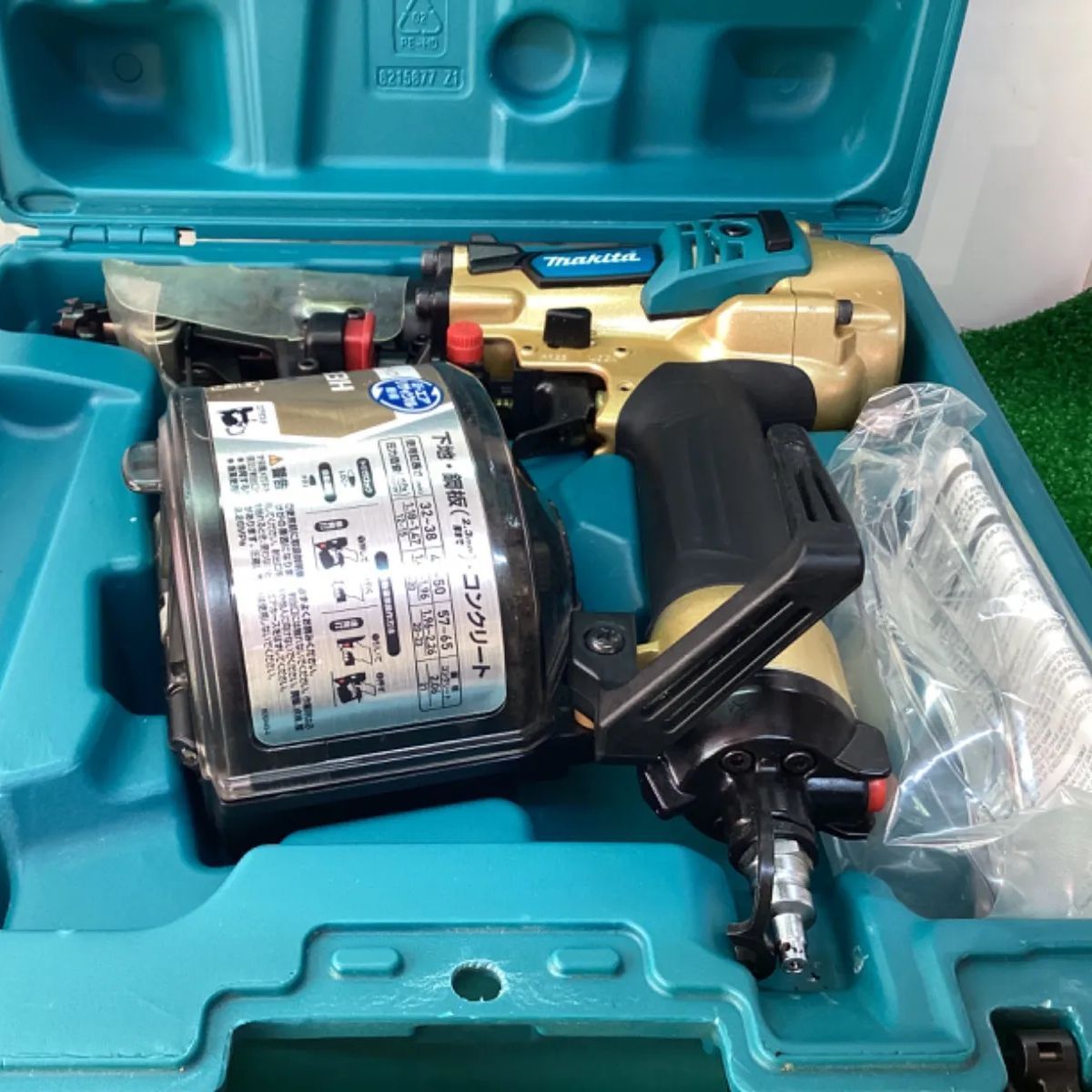 マキタ(Makita) 50mm高圧エア釘打(青) AN514HM - エア工具