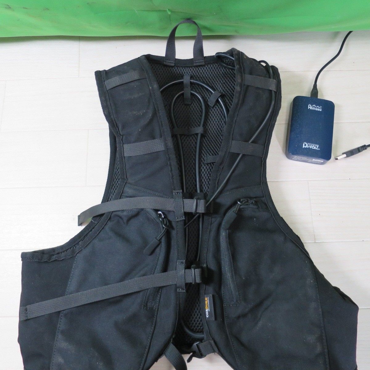Ah!ISSU 水冷服 ベスト ICE WATER COOLING VEST PRO 3350mAh バッテリー セット 冷却 熱中症