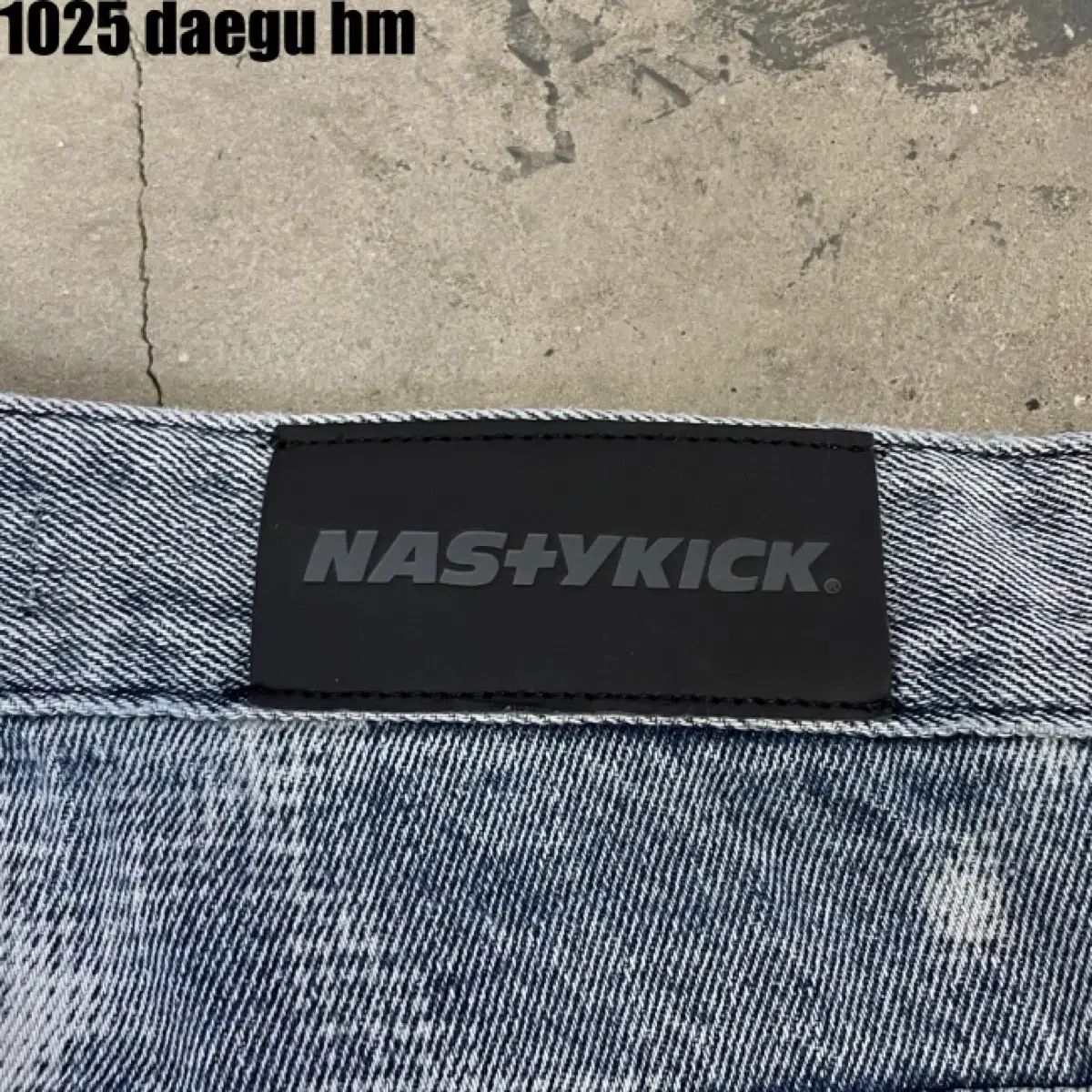 【雷市場（ポンジャン）商品韓国直送】 NASTY KICK(ナスティー キック) デニムパンツ 29