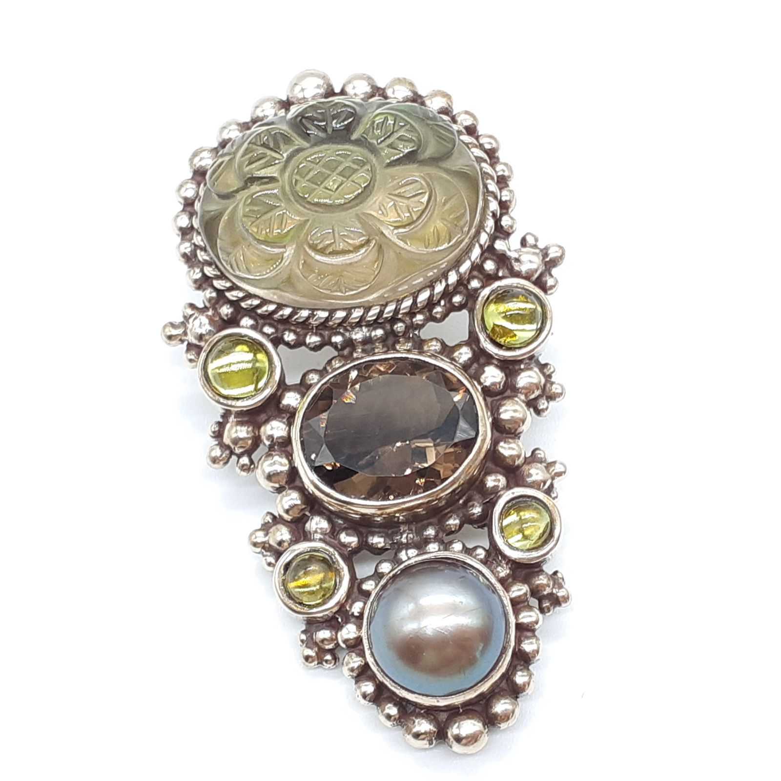 ゼットンvs less than human コラボフィギュア ゼットンvs less than