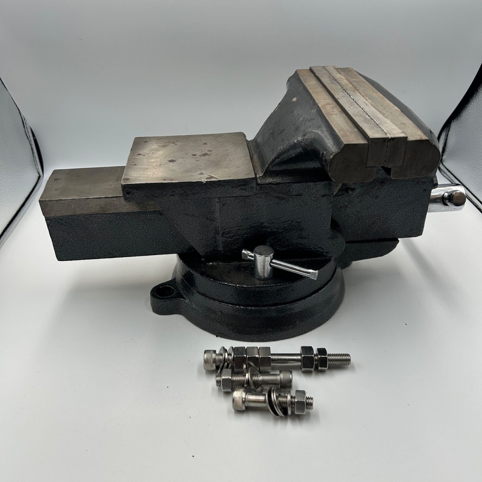 リードバイス ベンチバイス 万力 固定 回転式 開口幅 160mm