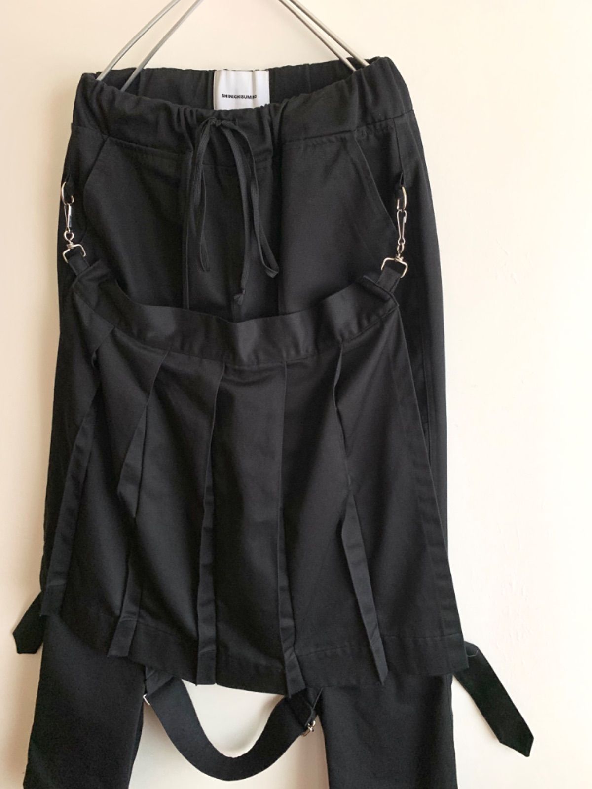 エ*ズ様 【新品未使用タグ付き】 CHONO チョノ パンツ 2023SS】パッチポケット付ポンチショートパンツ（その他パンツ