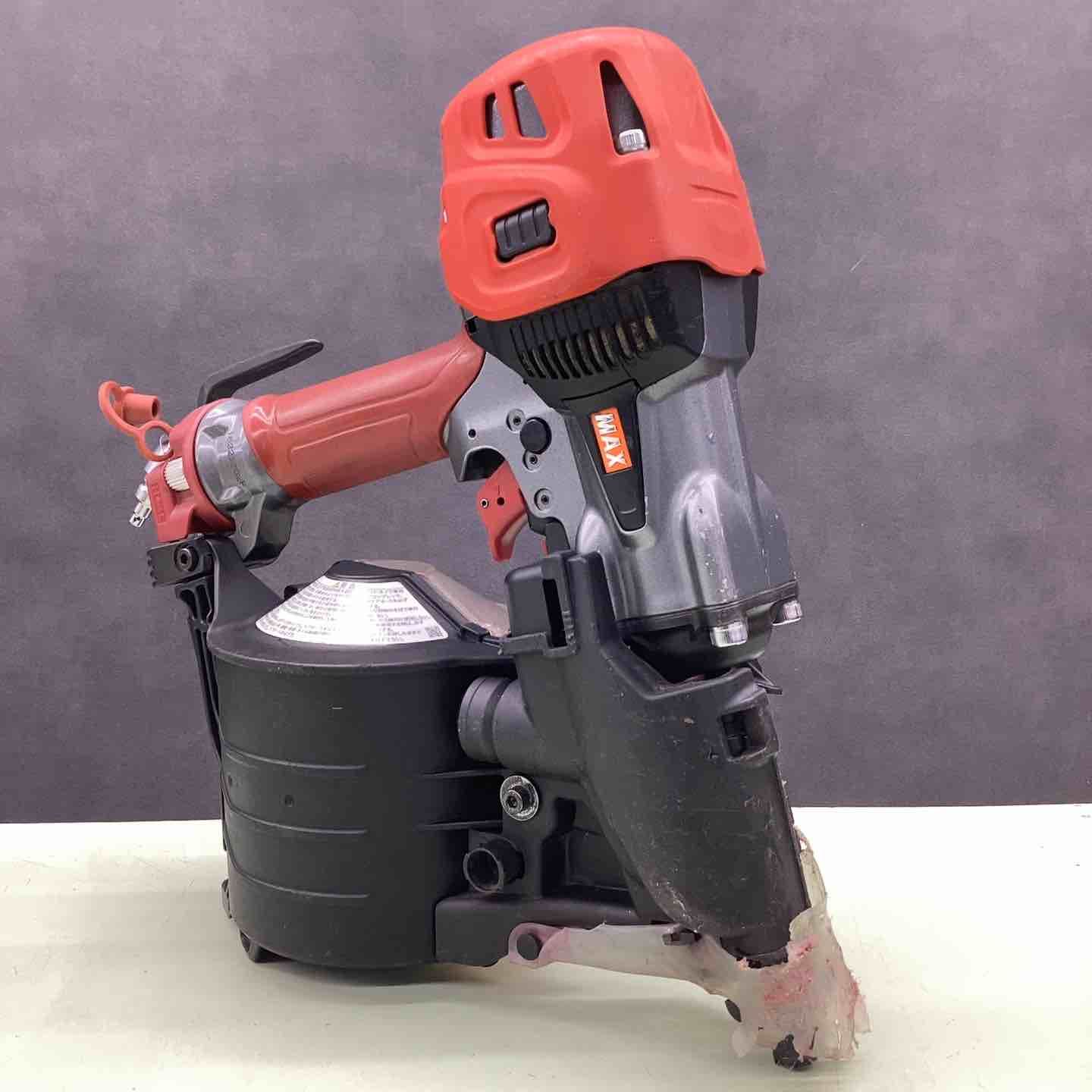 高圧エア釘打ち機