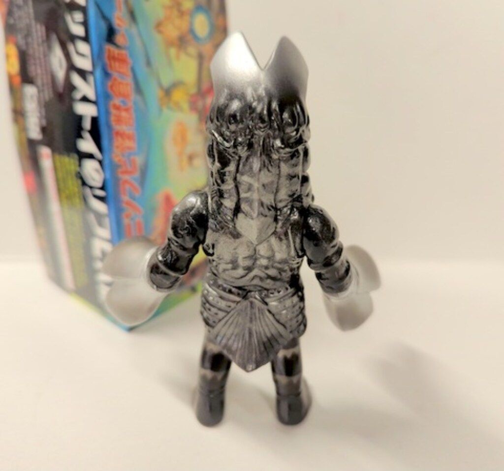 MAXTOY ミニソフビ怪獣倉庫 バルタン星人 ブルークラッシュラメ×シルバー MAXTOY ミニソフビ怪獣倉庫シリーズ バルタン星人 黒成型/銀/黄
