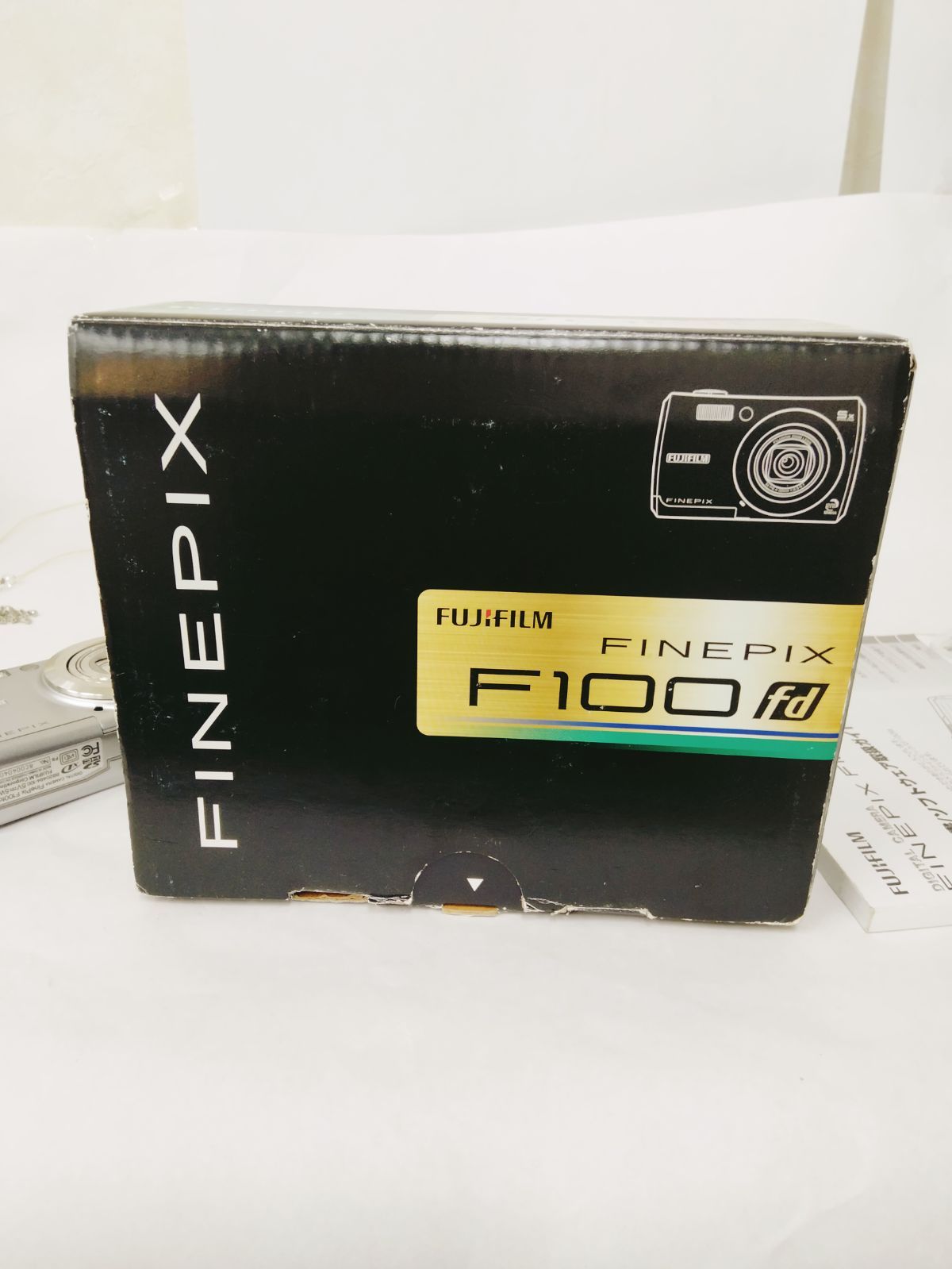 FUJIFILM FINEPIX F100fd コンパクトデジカメ　動作未確認 FUJIFILM FINEPIX F100fd コンパクトデジカメ 動作未確認