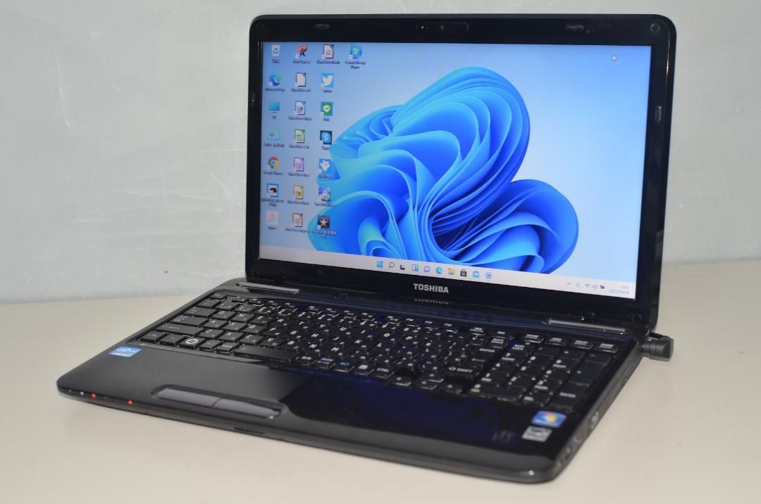 TOSHIBA dynabook T451 PT45158EBFB D-2 激安 ノートパソコン TOSHIBA