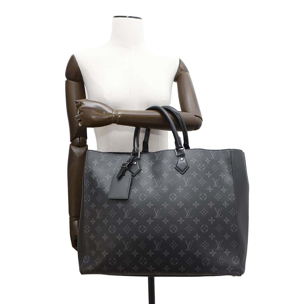 VUITTON