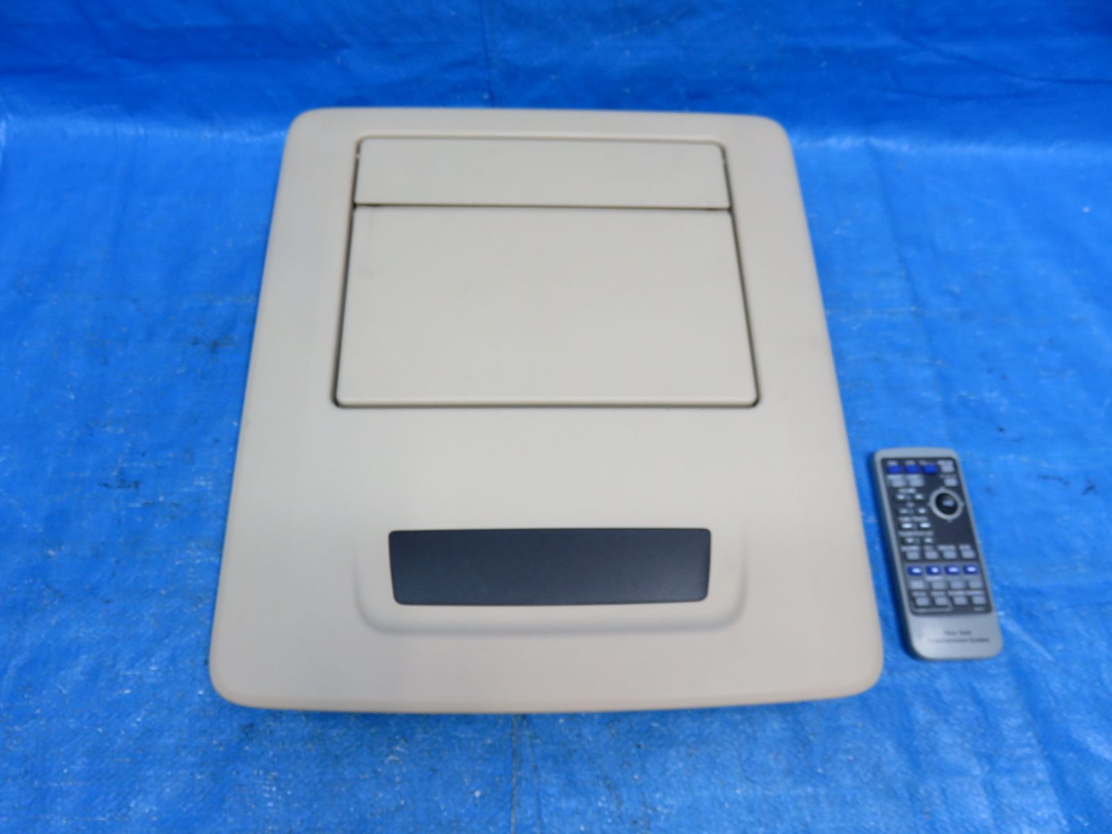 LA6318 ヴェルファイア GGH20W 前期 フリップダウンモニター 純正 CV-RT2800AJ 86680-58040-A0 ANH20W ANH25W GGH25Wアルファード