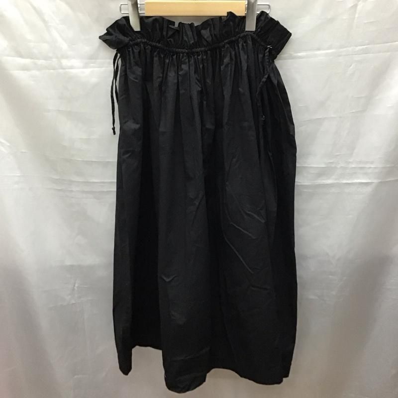 新品 ZARA 定価10,990円 ドット柄 ロング スカート XL 1点限り♪ 新品 ZARA 定価10,990円 ドット柄 ロング スカート XL 1点限り