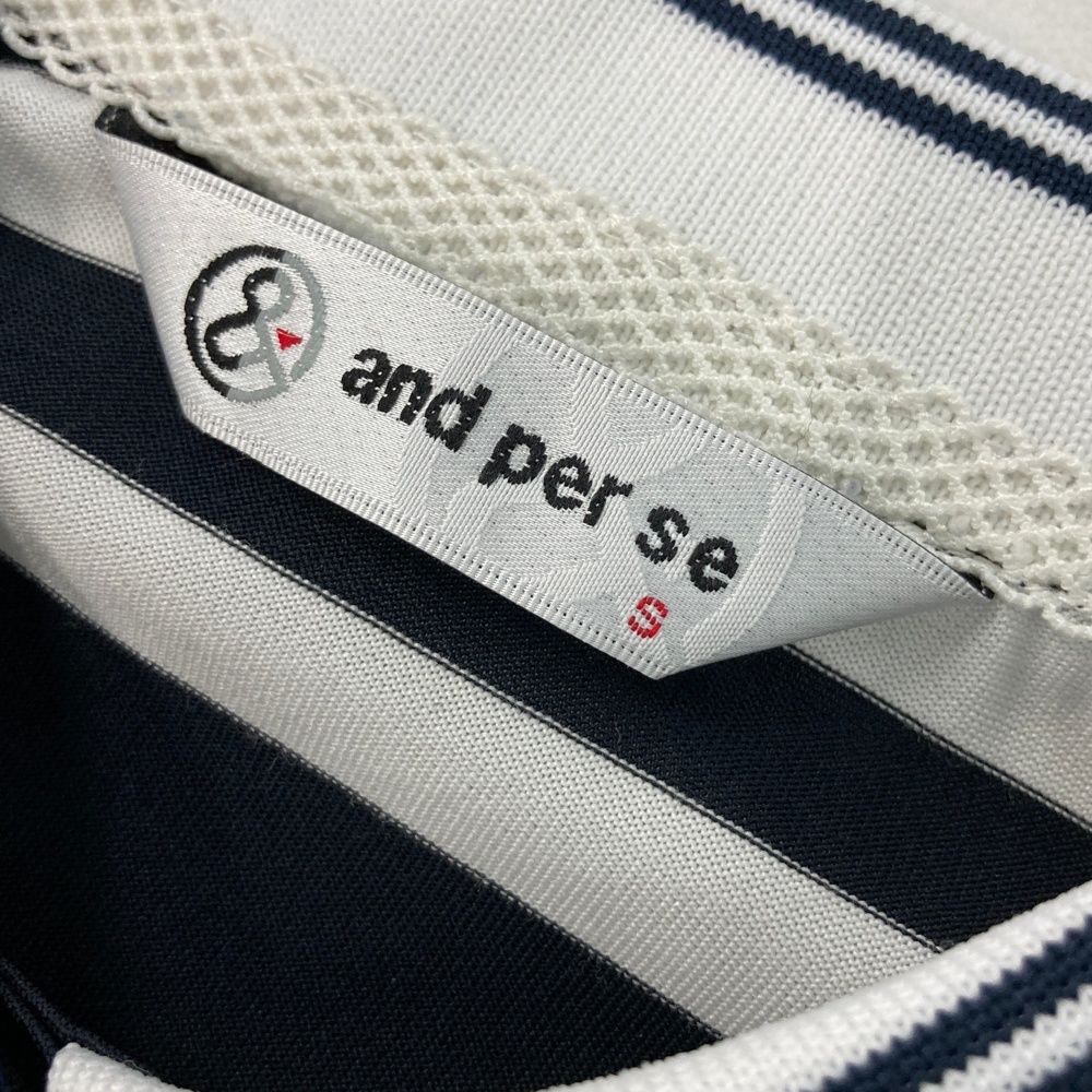 サイズ：S AND PER SE アンパスィ  ストレッチ 半袖ポロシャツ ボーダー柄 ブラック系 [240001302857] ゴルフウェア レディース ストスト サイズ：S AND PER SE アンパスィ ストレッチ 半袖ポロシャツ