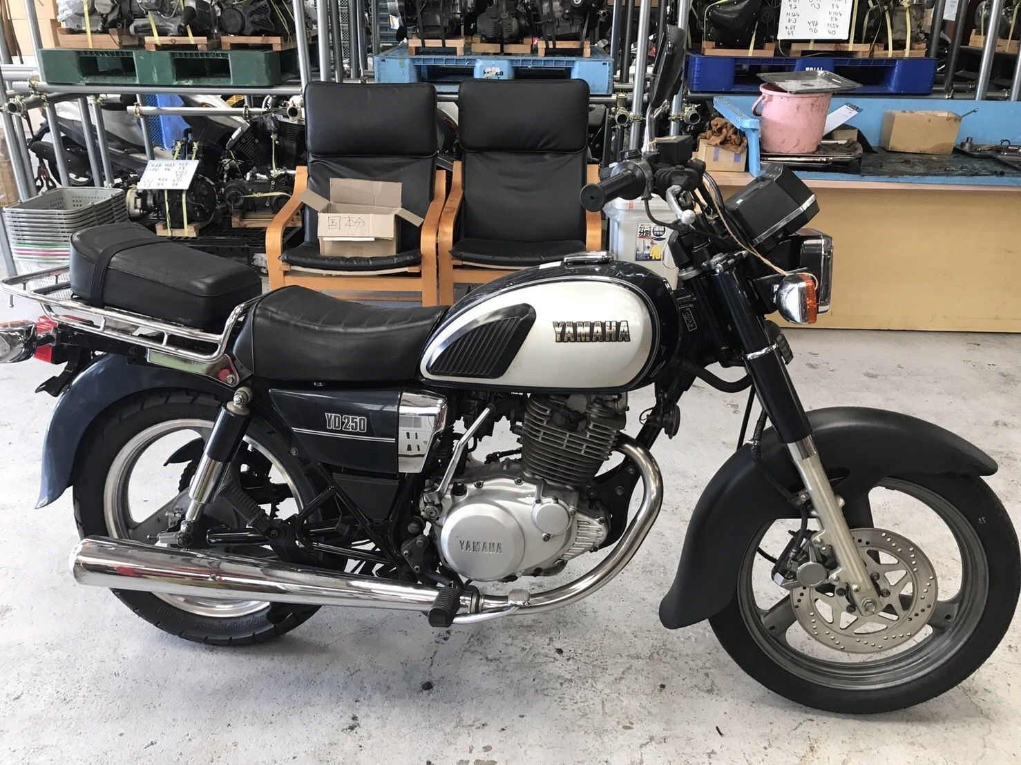 ヤマハ YD250 参考動画 Yamaha YD250 バイク車体 Yamaha YD250 バイク車体