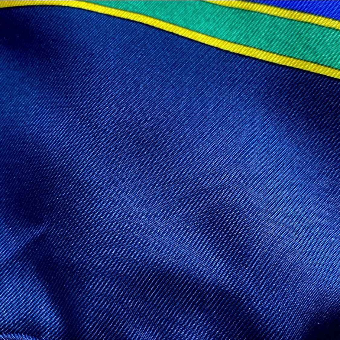 エルメス カレ90 Qu importe le flacon シルクスカーフ 香水瓶 HERMES AC0067