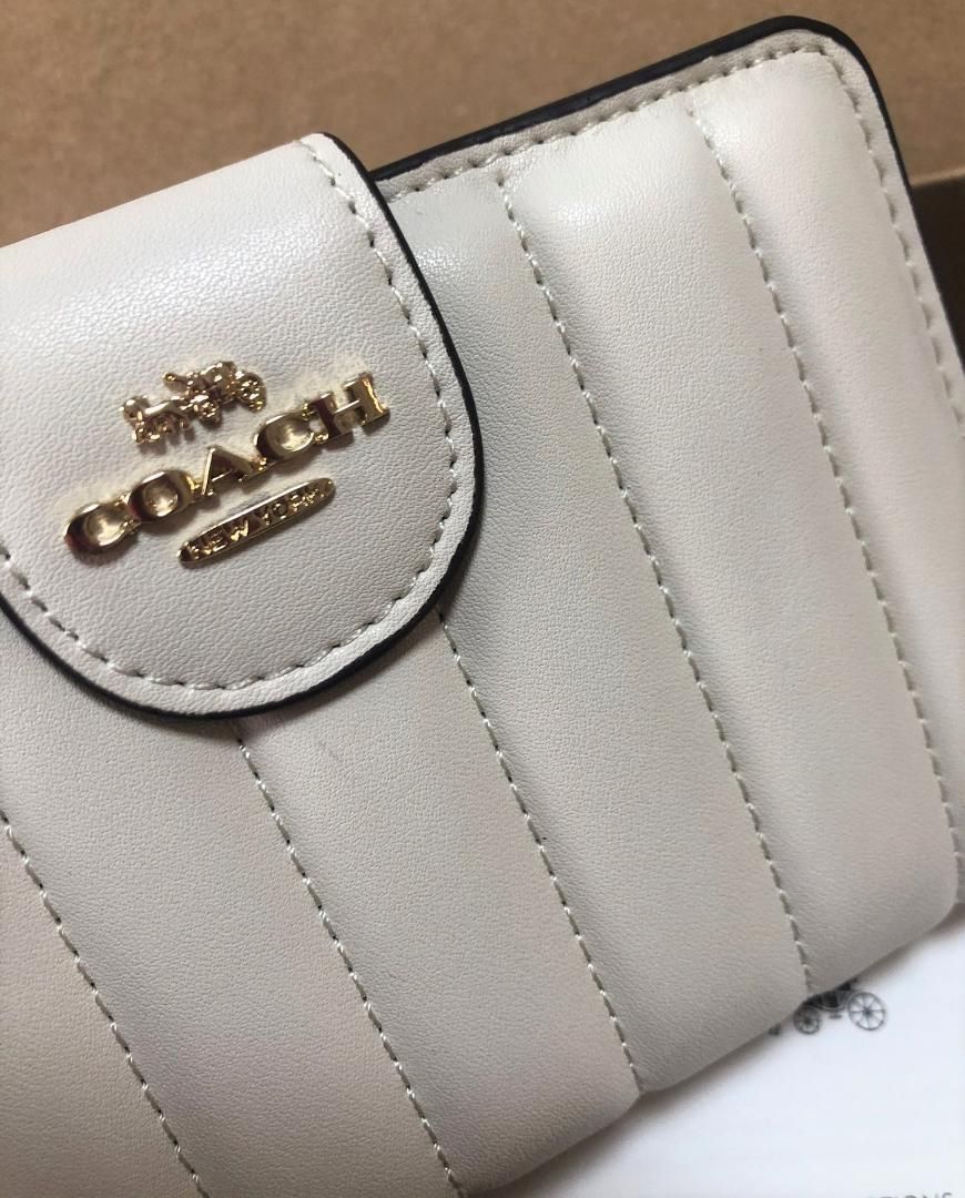 メンズ新品☆COACH(コーチ) ホワイト キルティング レザー 折り財布 - 小物