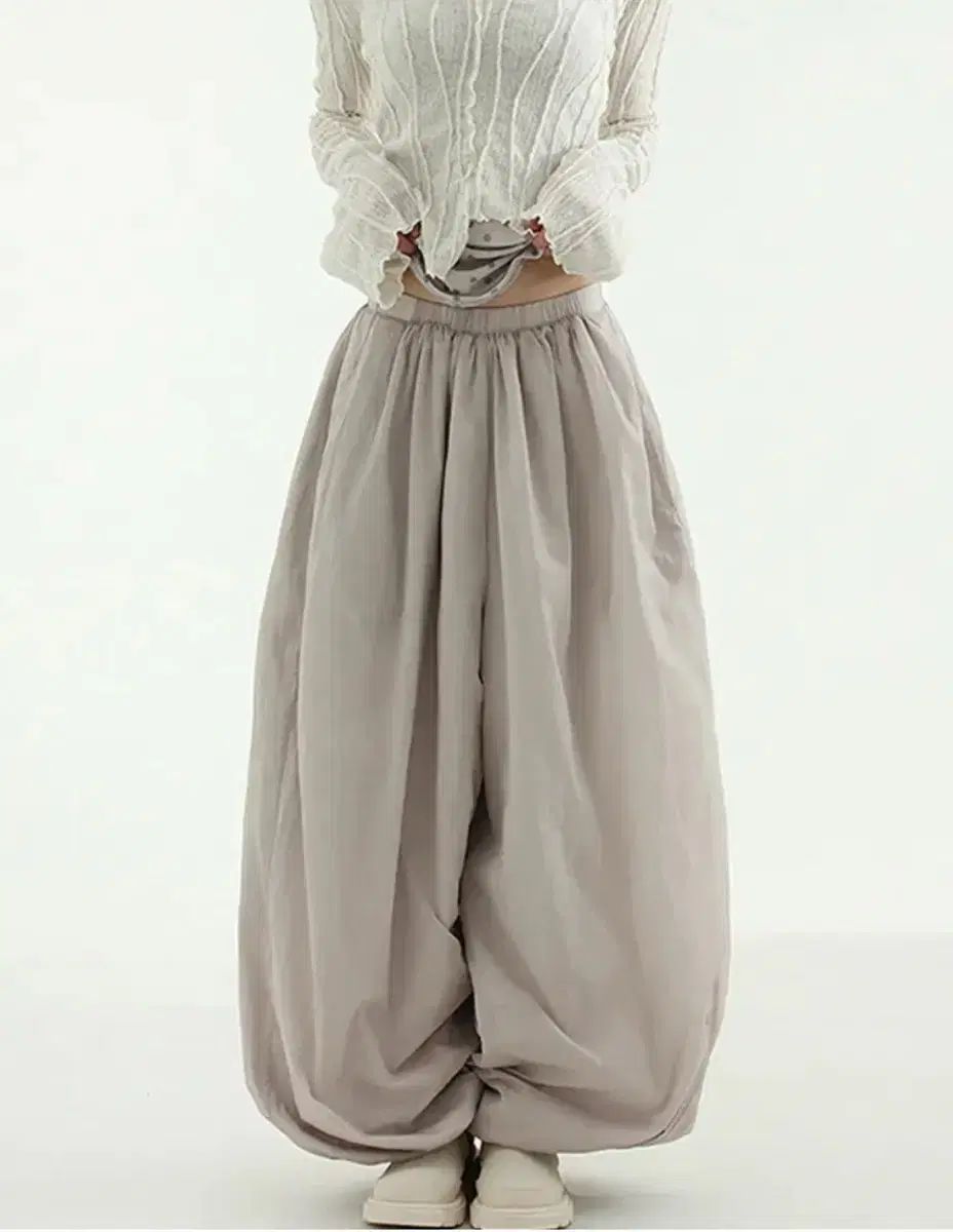 ローカルマンション エアリー 論文 バルーン バンディング パンツ ピンク ベージュピンク