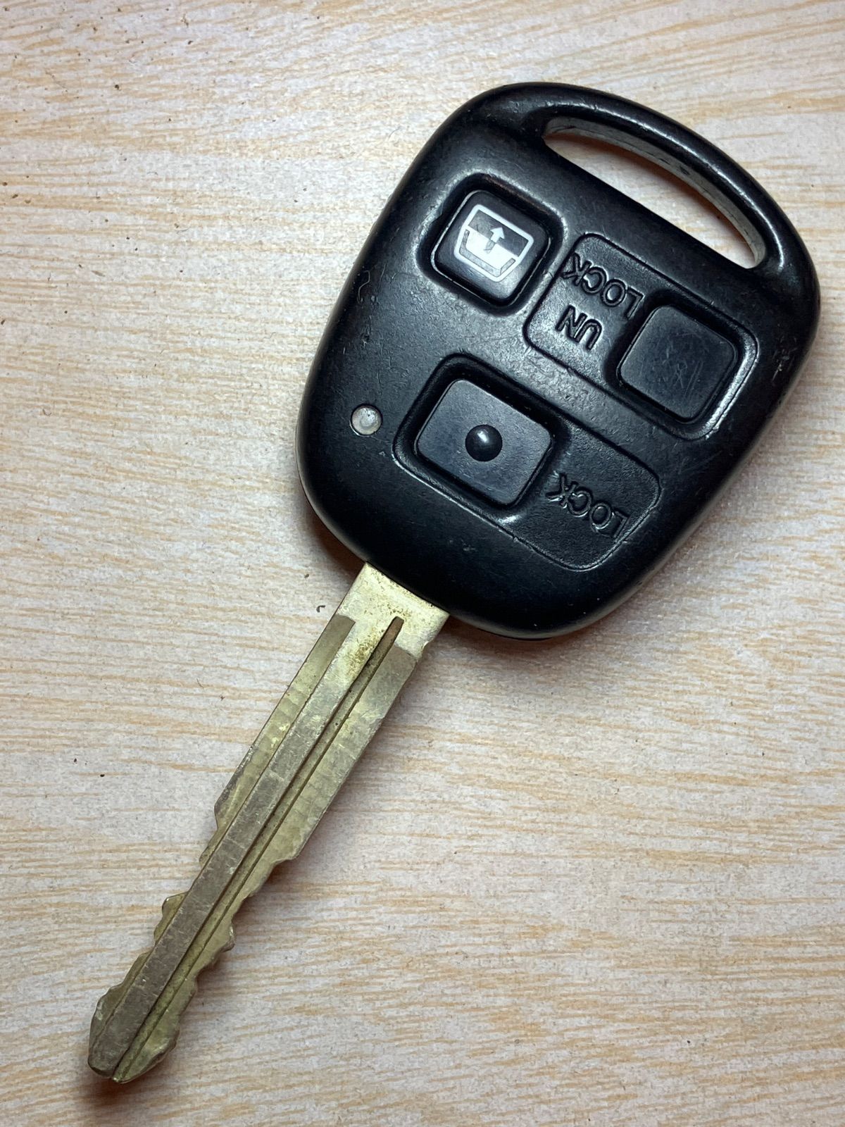 TA10209 トヨタ 35010基盤 純正 キーレス ハイラックスサーフ TRN215 GRN215 KDN215 RZN215等リヤウインドつき 3ボタン リモコン 等