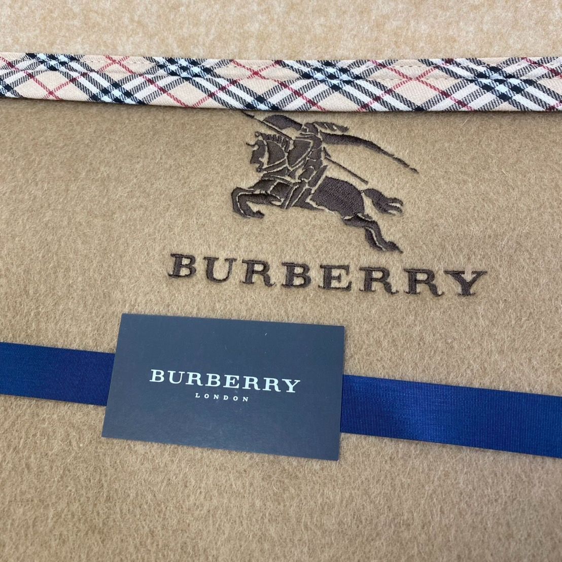 未使用品✨バーバリー 純毛毛布 ウール100％ 西川産業 ホース刺繍