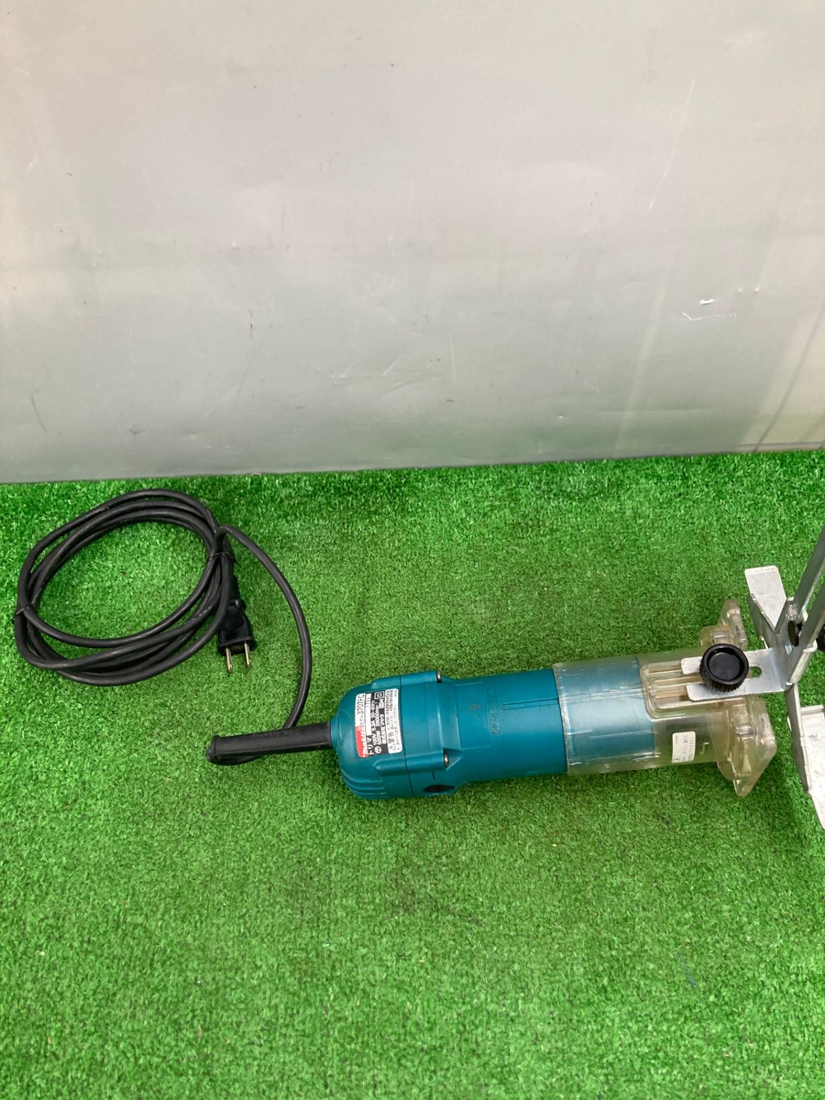 中古品】【0922】☆マキタ(makita) 電子トリマ 6mm 3707FC IT18M8JPCNUG - メルカリ