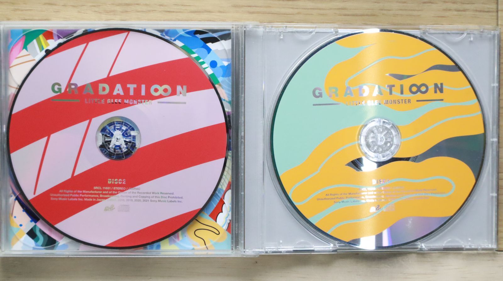 GRADATI∞N Little Glee Monster 初回生産限定盤A GRADATI∞N【初回仕様限定盤】・Little Glee Monster | Sony