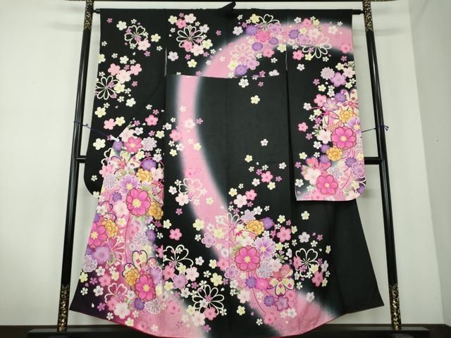 平和屋着物●豪華振袖　花手毬　舞桜　黒地　暈し染め　金彩　正絹　逸品　DAAV6634ps 平和屋着物○豪華振袖 花手毬 舞桜 黒地 暈し染め 金彩 正絹 逸品