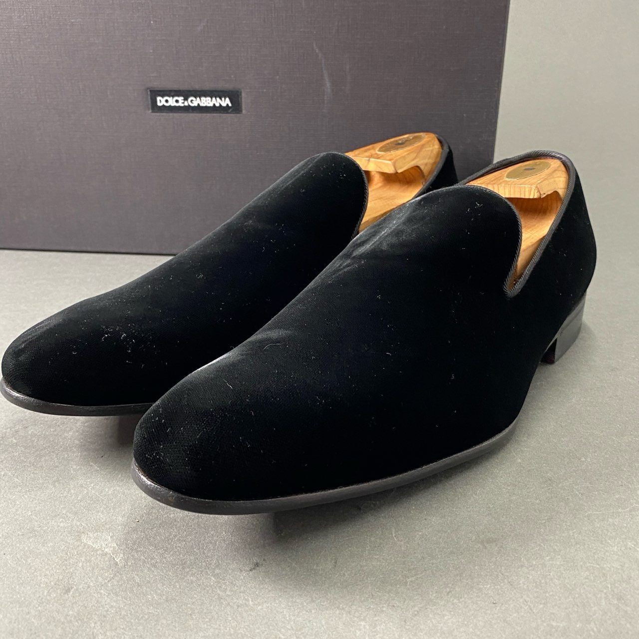 Velvet slippers in Black for Men | Dolce&Gabbana® US