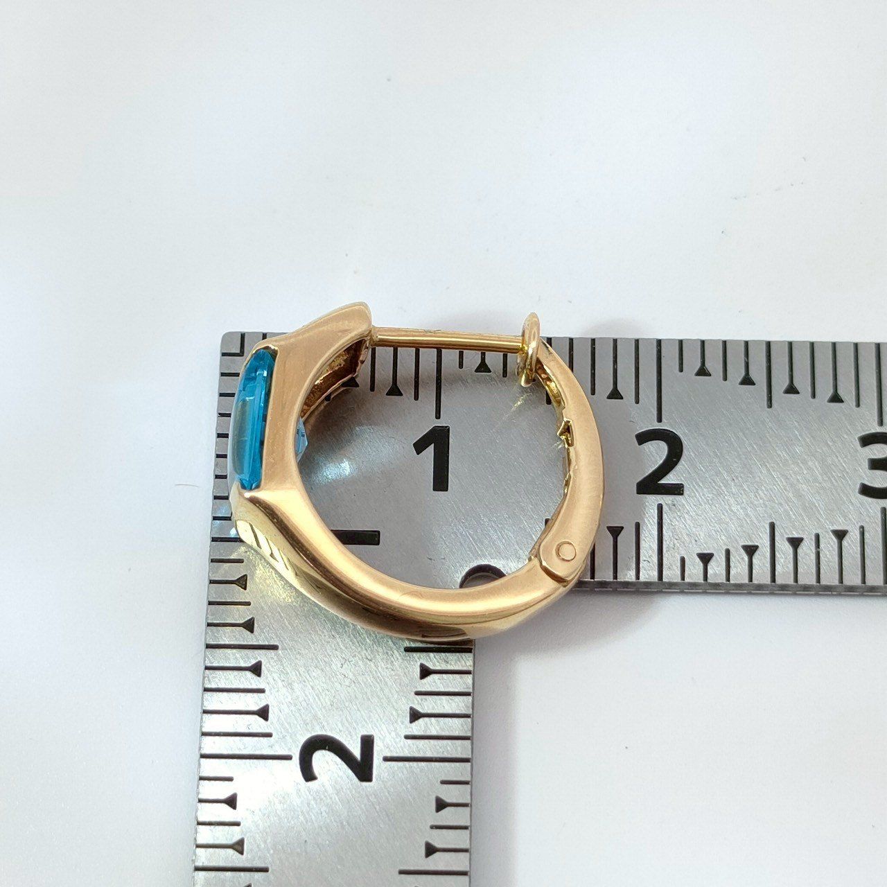 K18