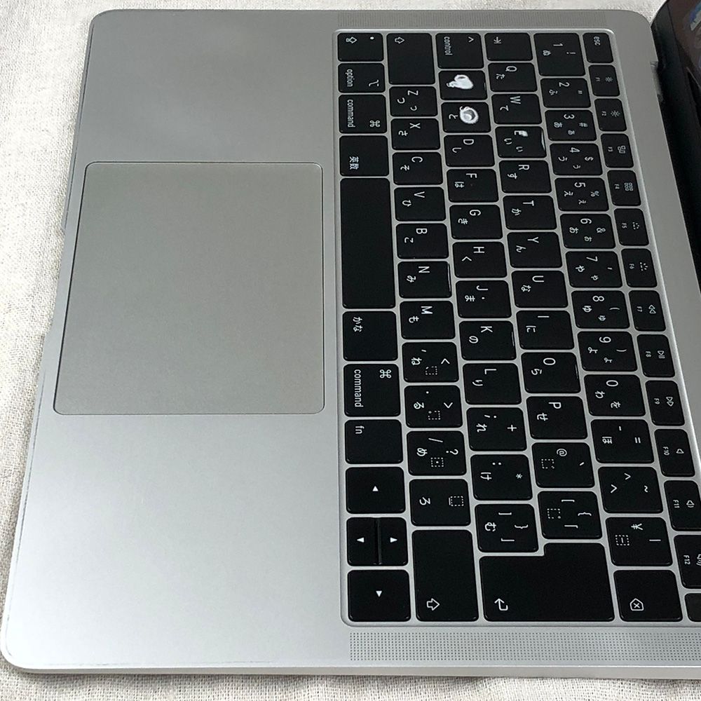 ジャンク MacBook Air 2018 画面異常 - メルカリ