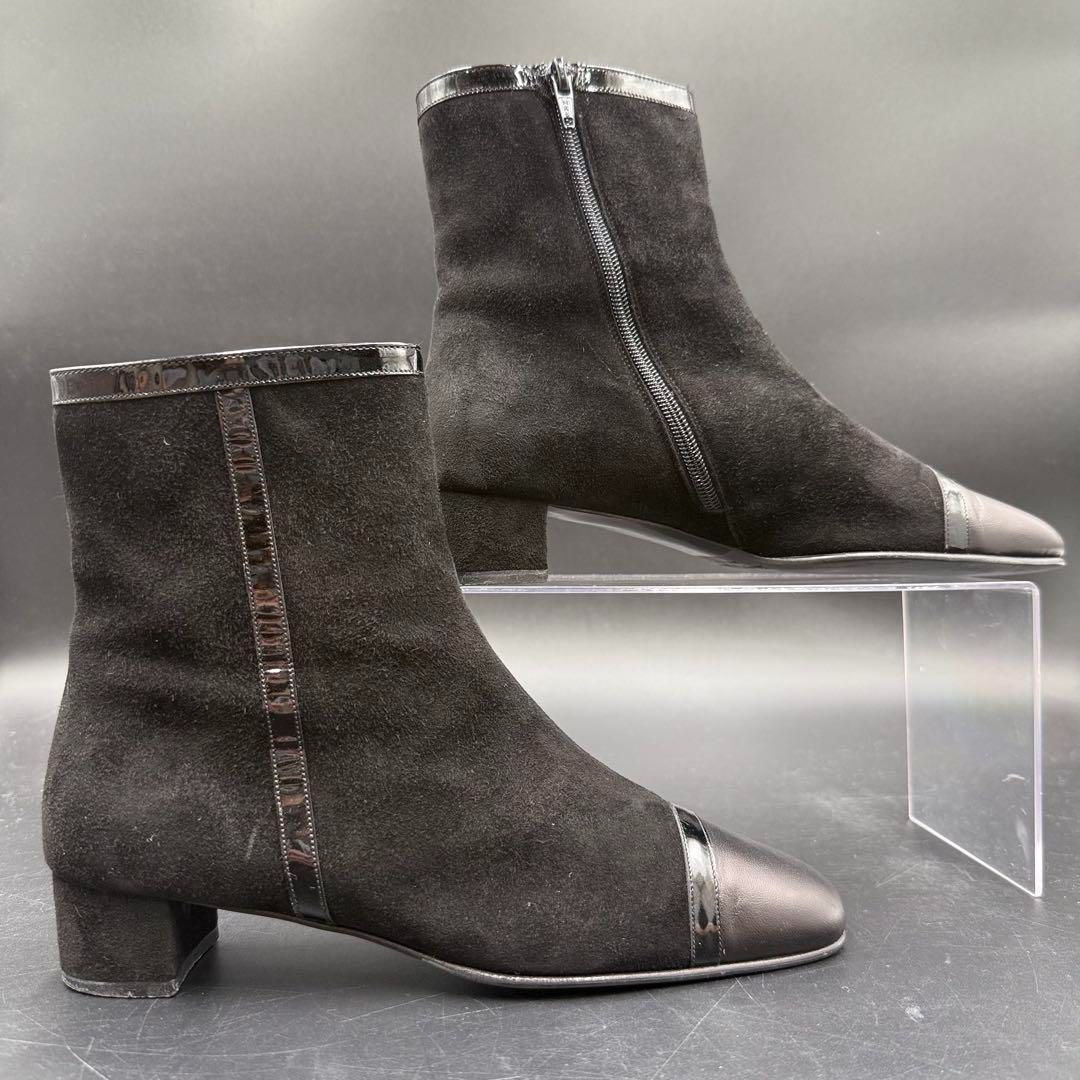 美品　フェラガモ　スウェードブーツ 美品 フェラガモ ショートブーツ ブラック スウェード レザー サイドジップ