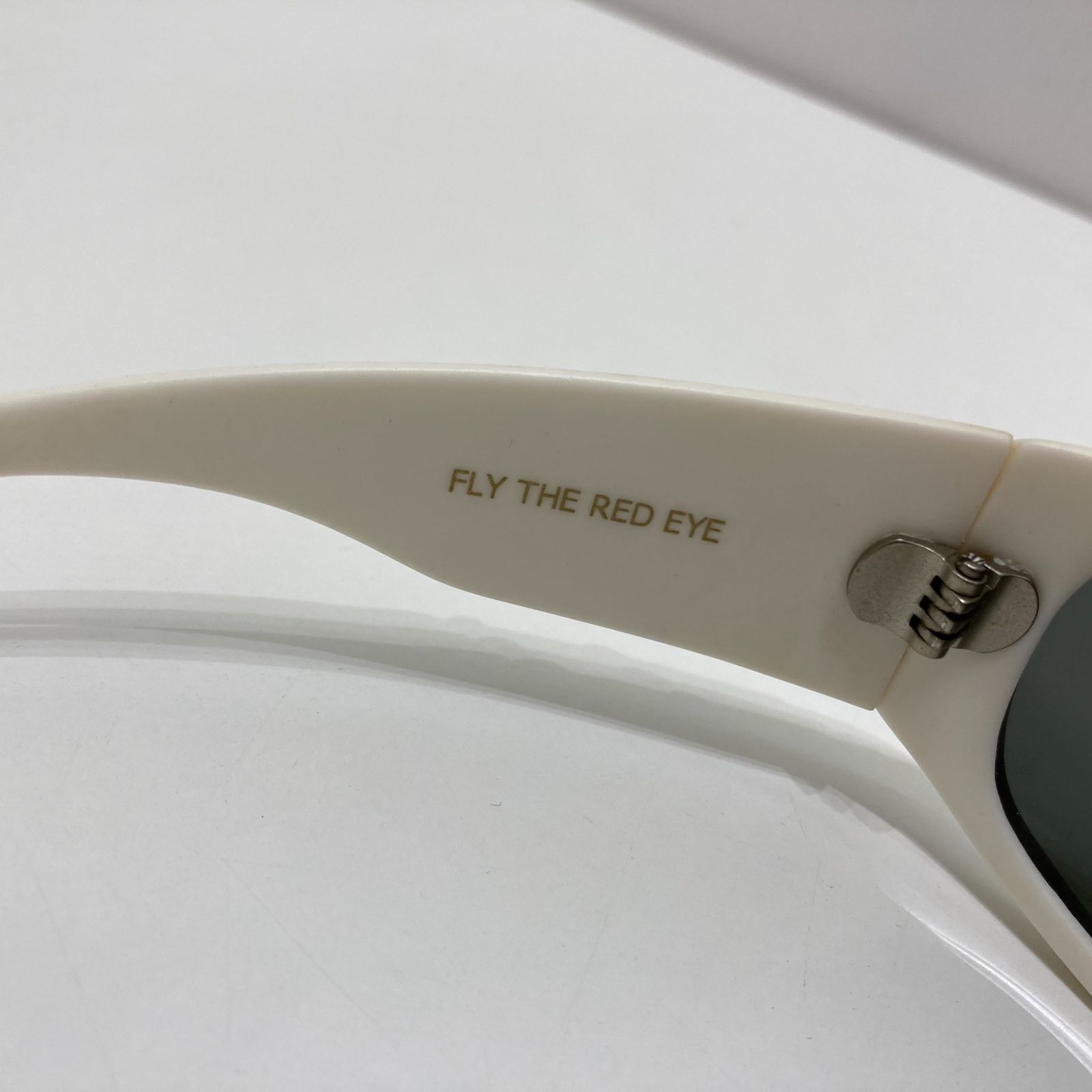 BLACK FLYS FLY THE RED EYE サングラス ホワイトフレーム レンズ