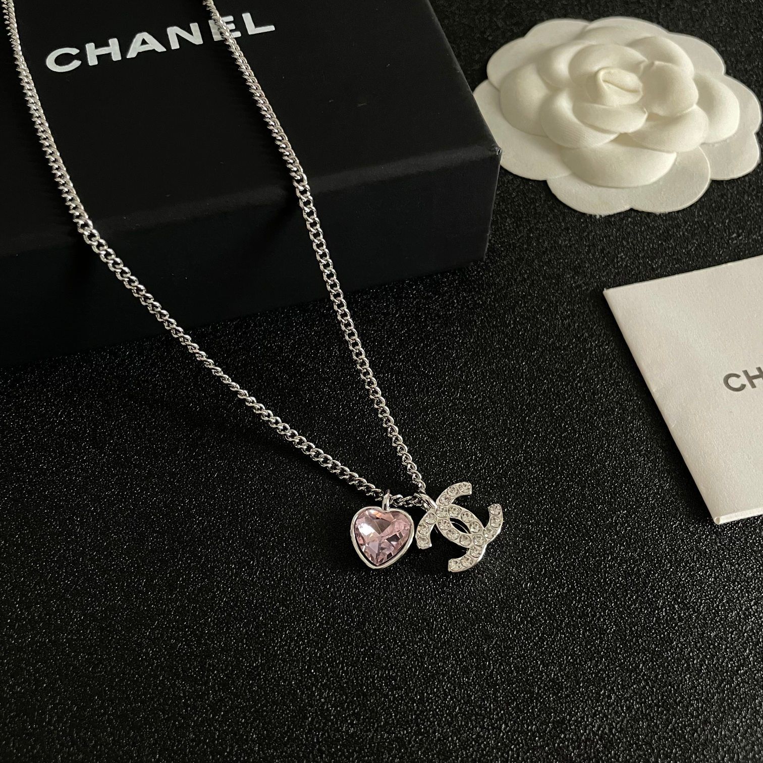 CHANEL ビンテージ ペンダントネックレス - メルカリ