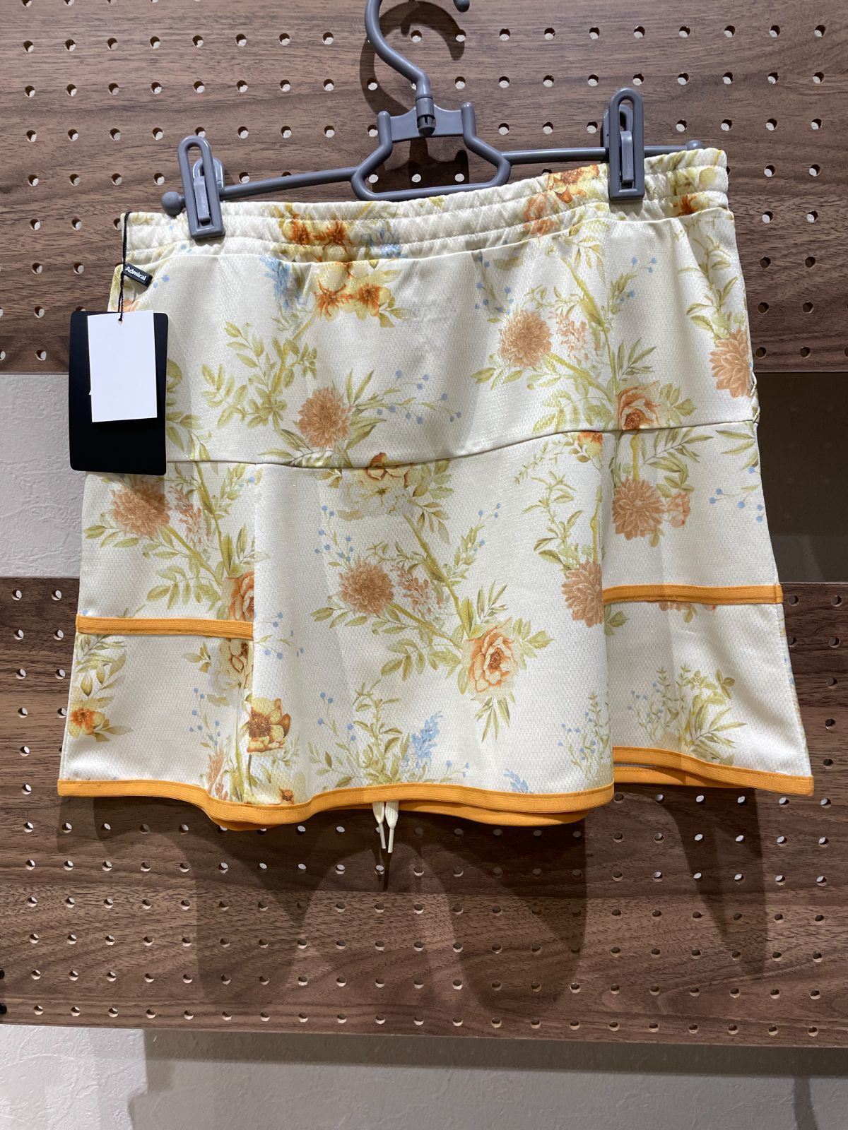 アドミラル テニス スコート ATLA515 イエロー Lサイズ