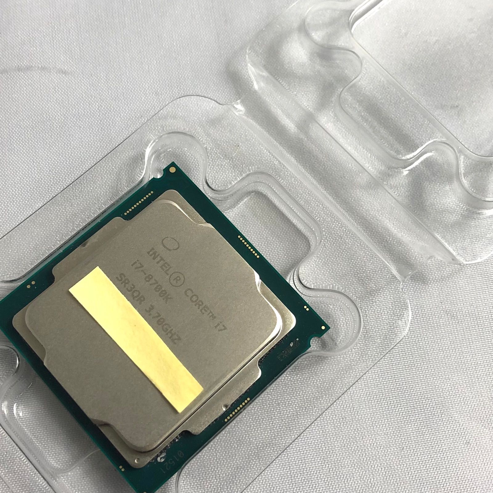 Intel Core i7-8700K CPU - メルカリ