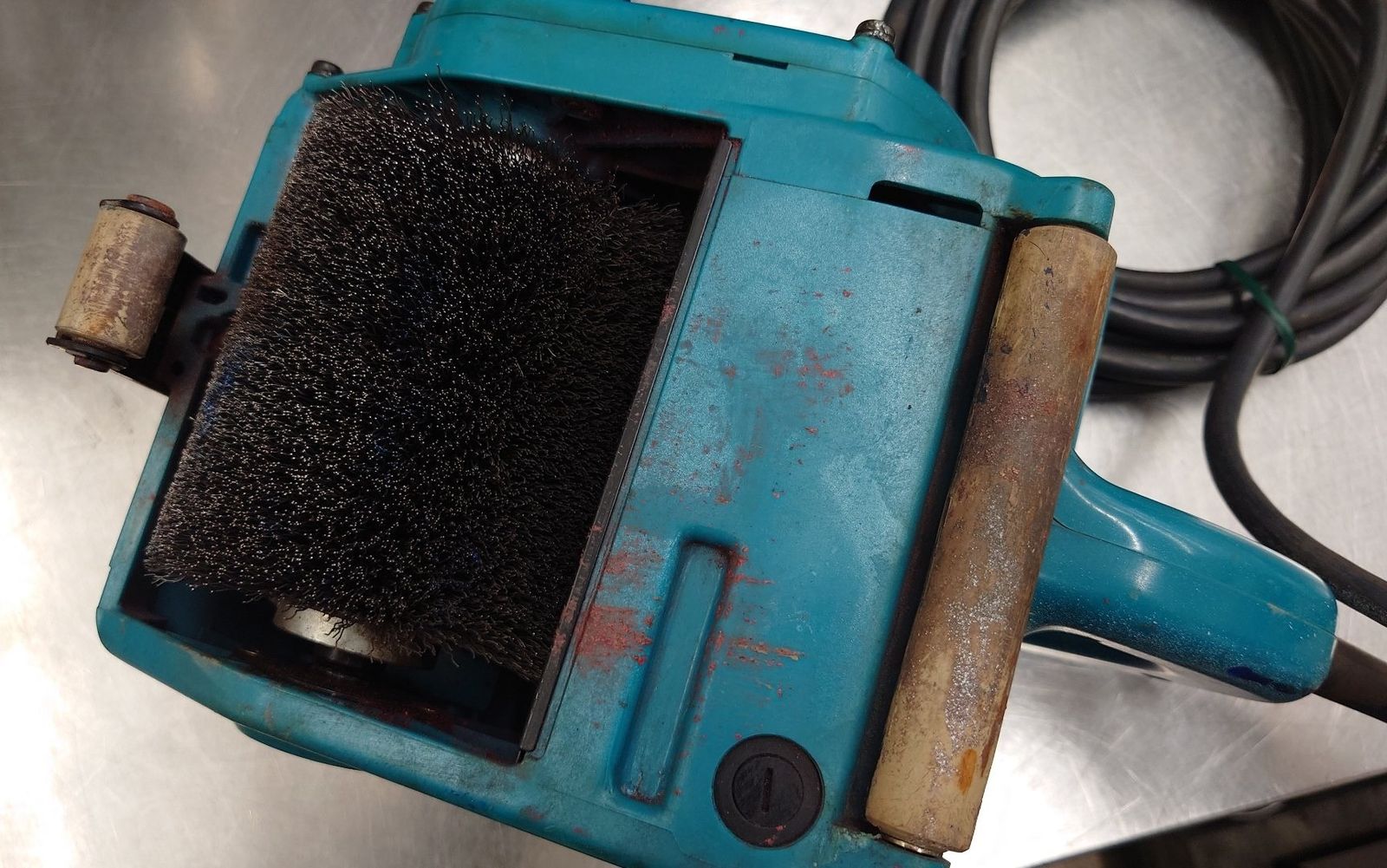 マキタ Makita 120mmホイールサンダ No.9741 動作品 囗T巛 【公式通販】