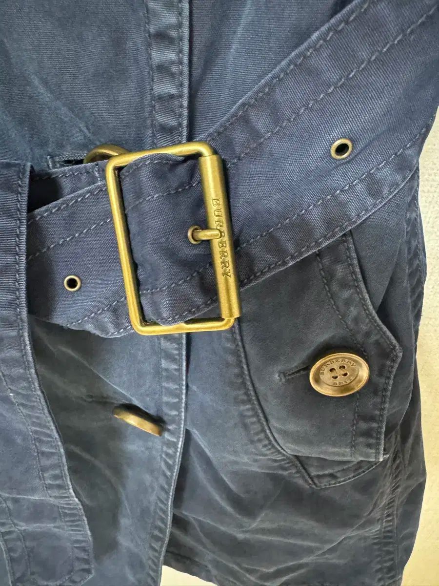 【海外定番】 本物 バーバリー トレンチ コート ネイビー 私には選択肢があります
