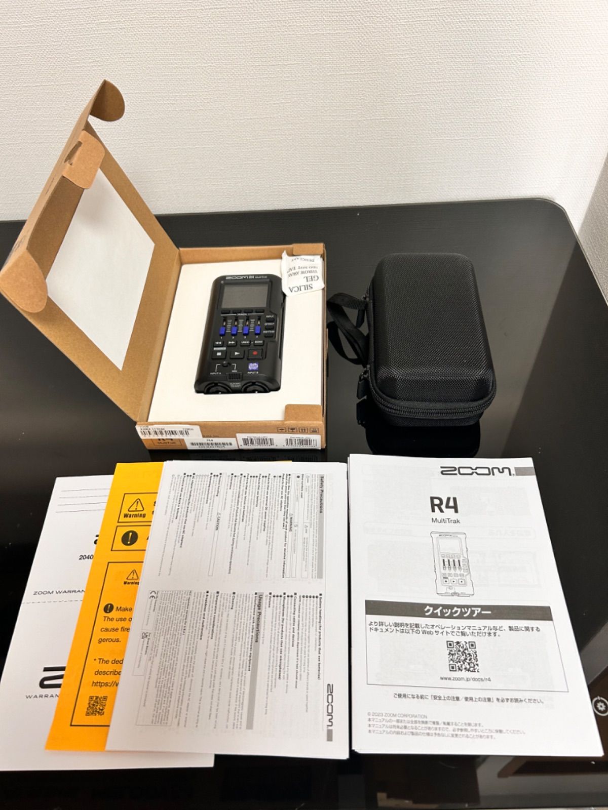 ZOOM ズーム R4 MultiTrak レコーダー ケース付き