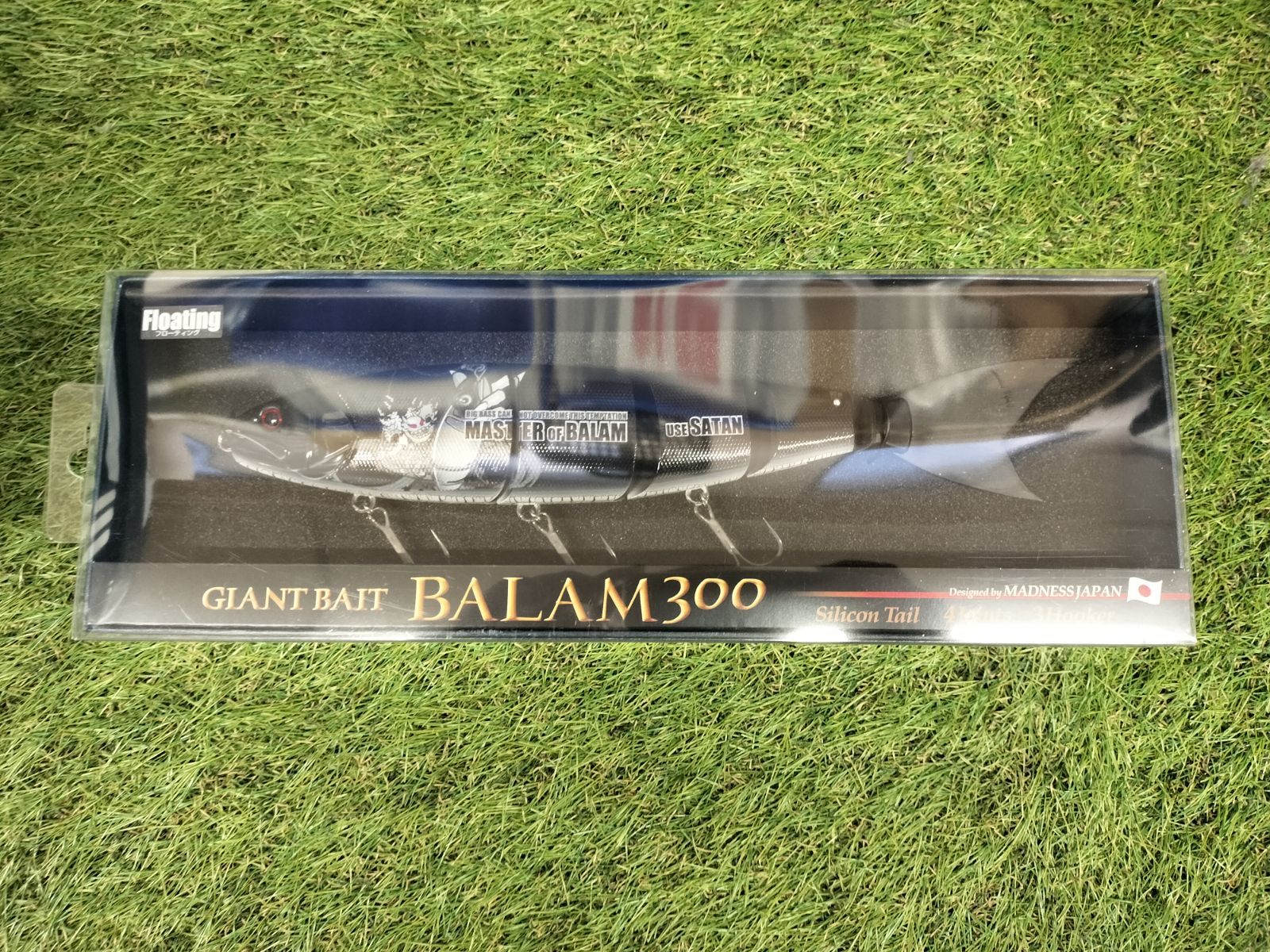 MADNESS BALAM300 限定カラー キャラバンブラック MADNESS BALAM300 限定カラー キャラバンブラック