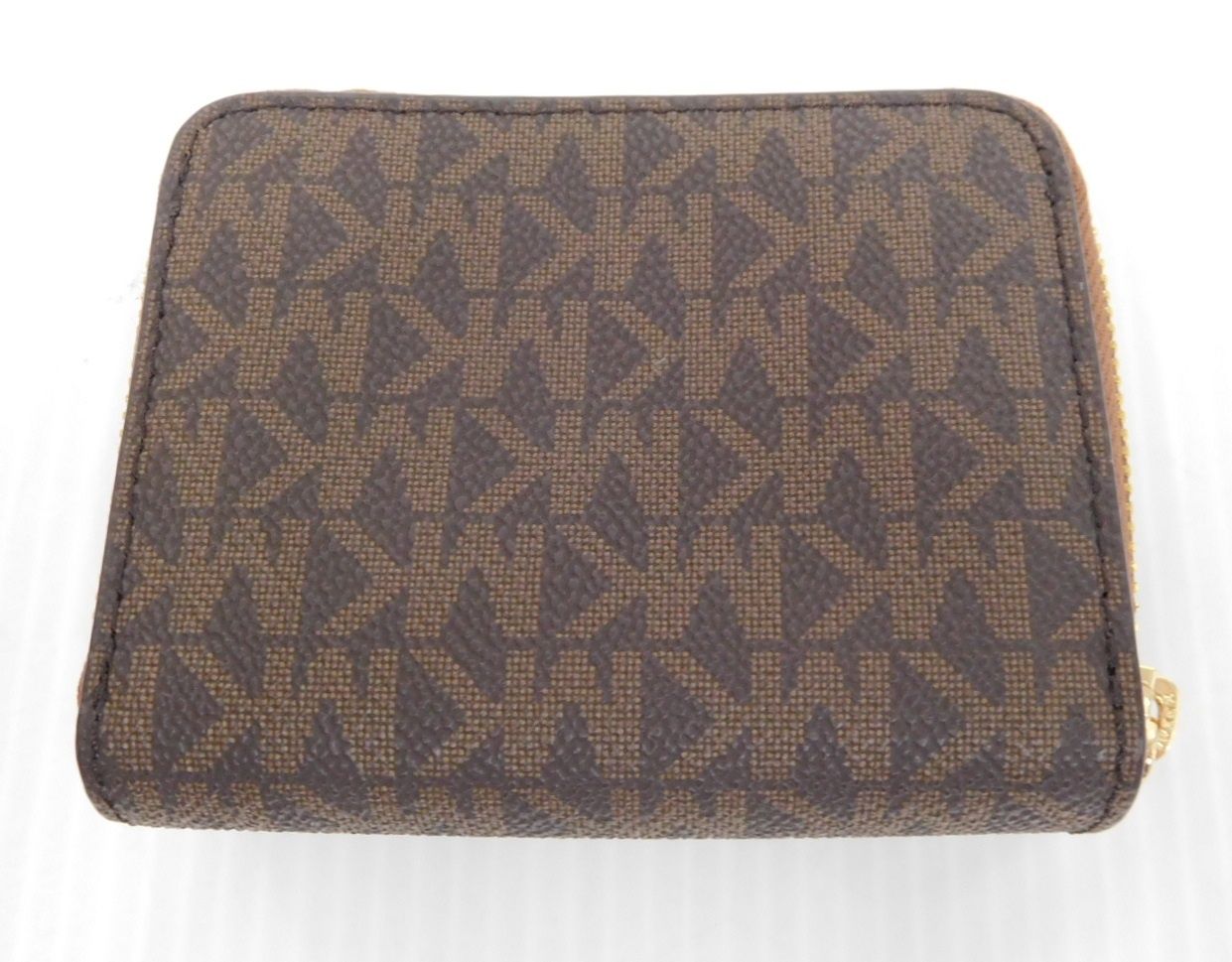 美品！MICHAEL KORS マイケルコース 三つ折り財布 ブラウン 35H9GTVZ5B 