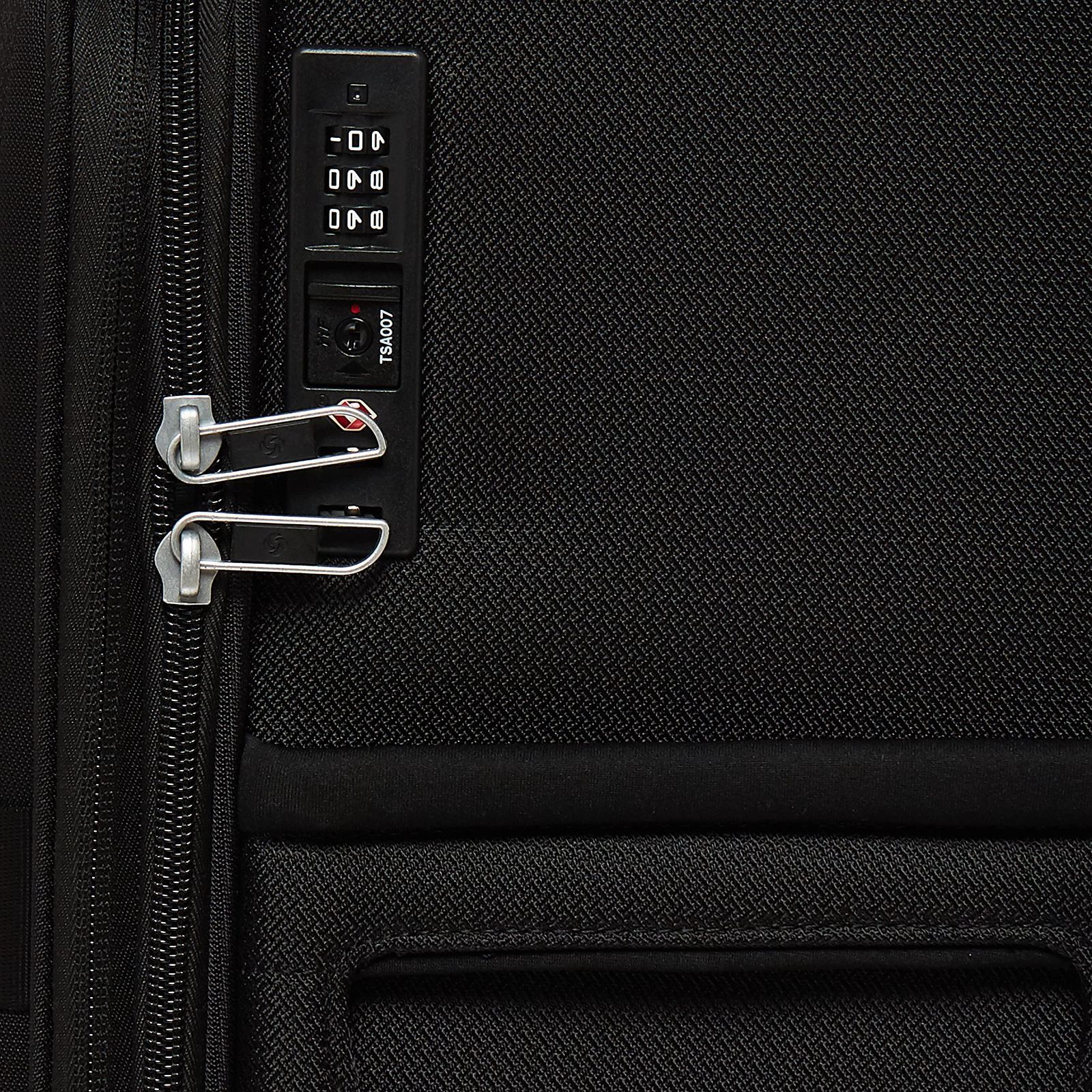 2.8kg 機内持ち込み可