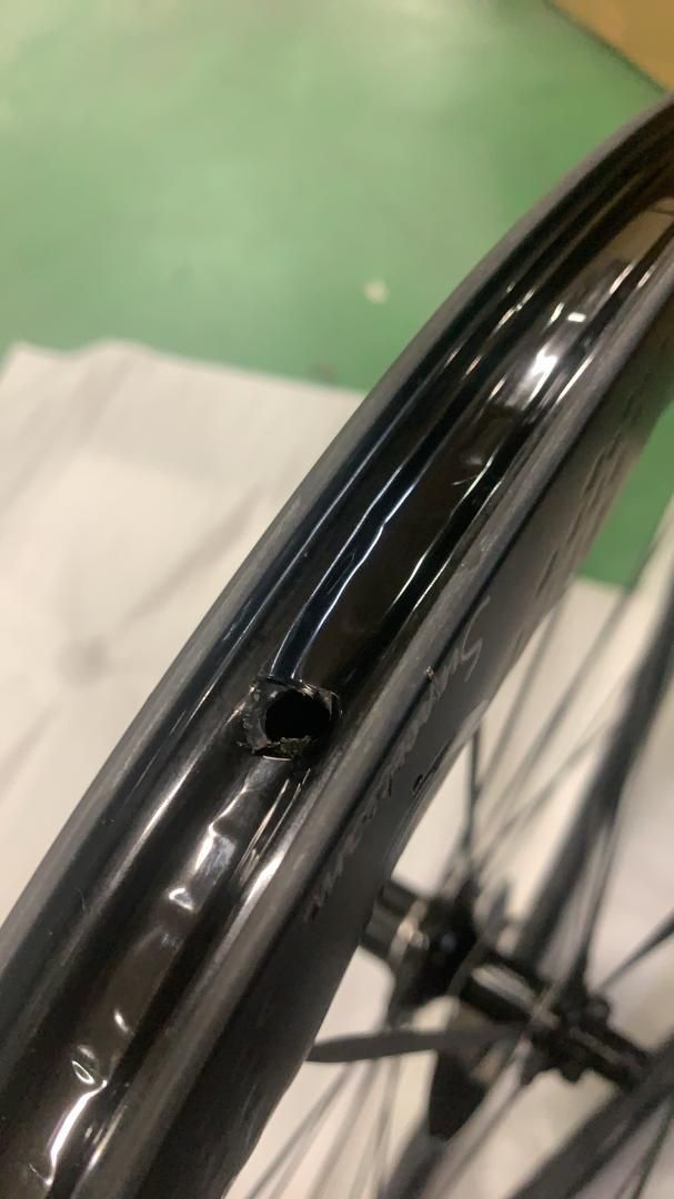 SUPERTEAMカーボンスポークディスクブレーキ50mmチューブレスカー