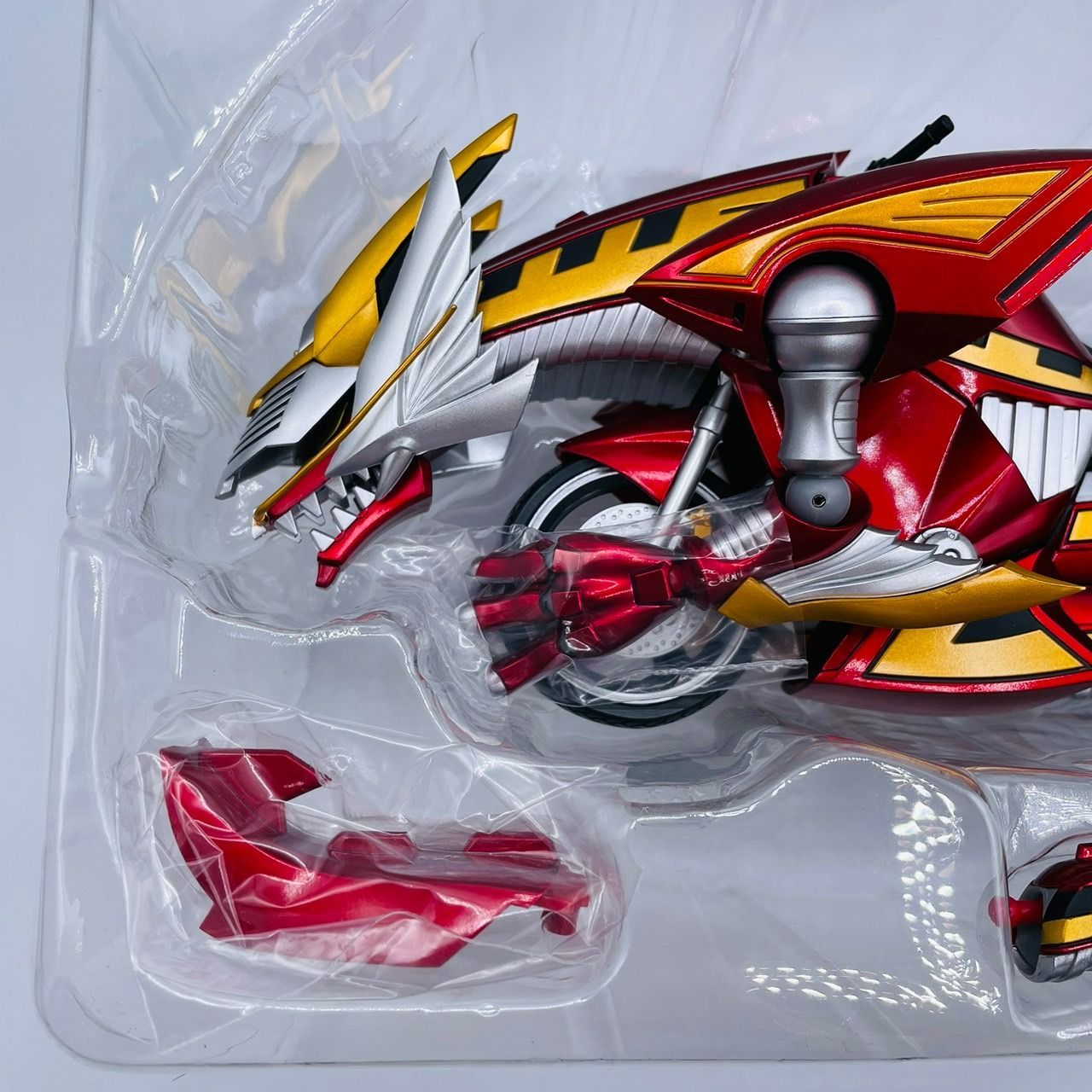 S.H.Figuarts 仮面ライダー龍騎 ドラグランザー フィギュアーツ  