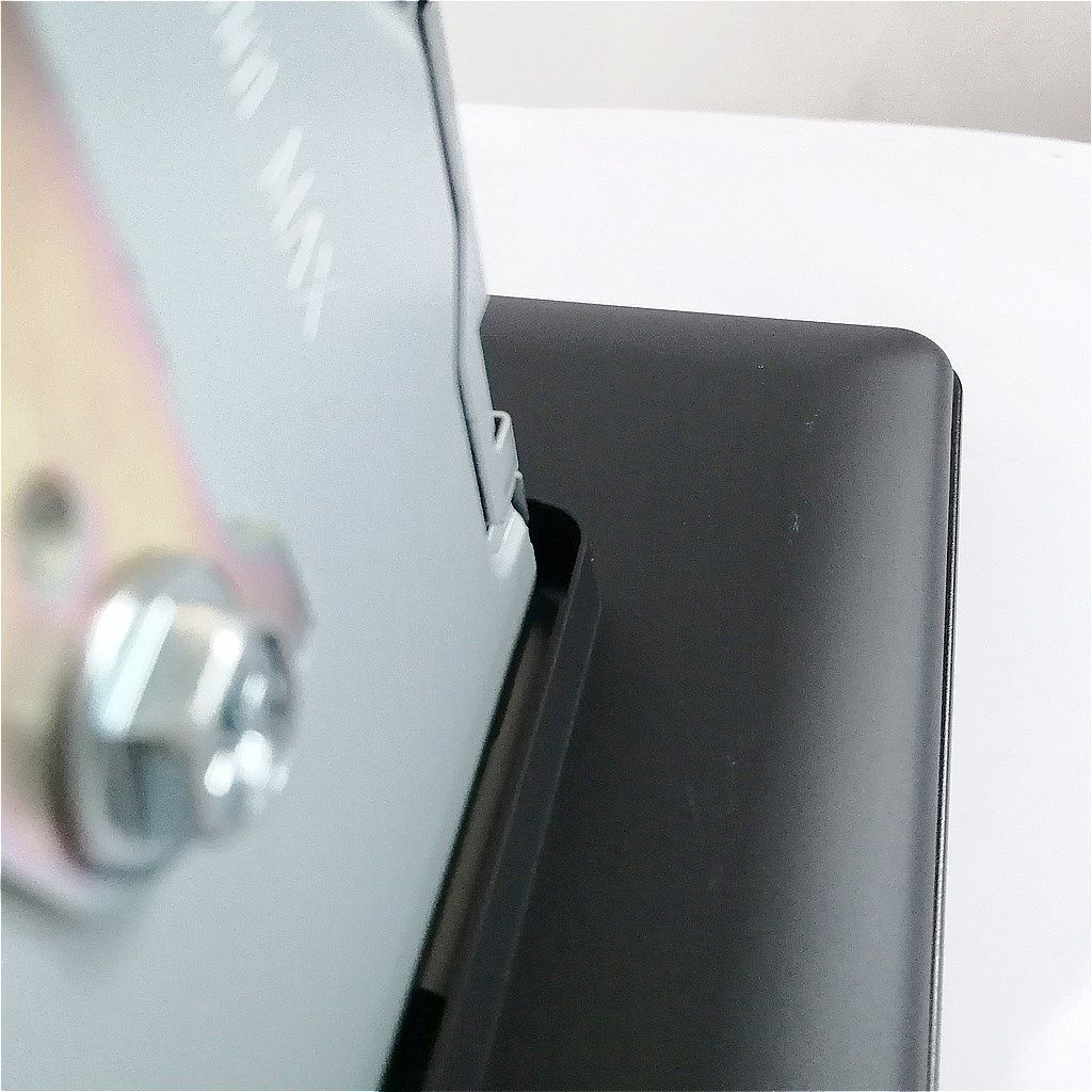 ダイハツ純正 9インチスマホ連携ディスプレイオーディオ 86180-B1310