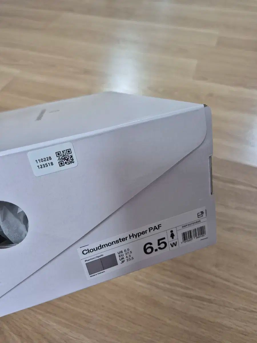 新商品 オンランニング ラウクラウドMONSTER 235 OLIVEOS_COM_TR