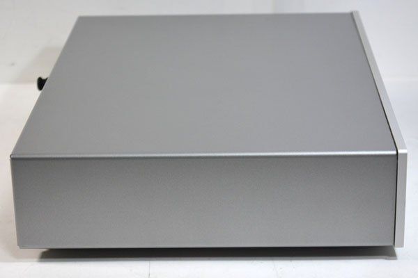 LUXMAN