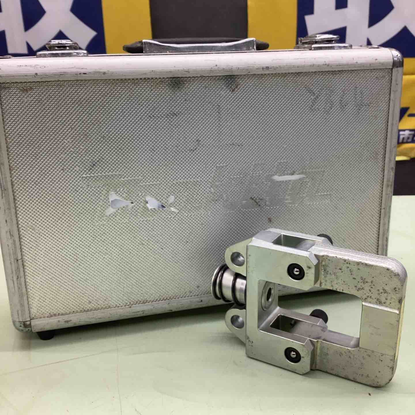 マルチ圧縮 EV2-T240Ｔ形コネクター