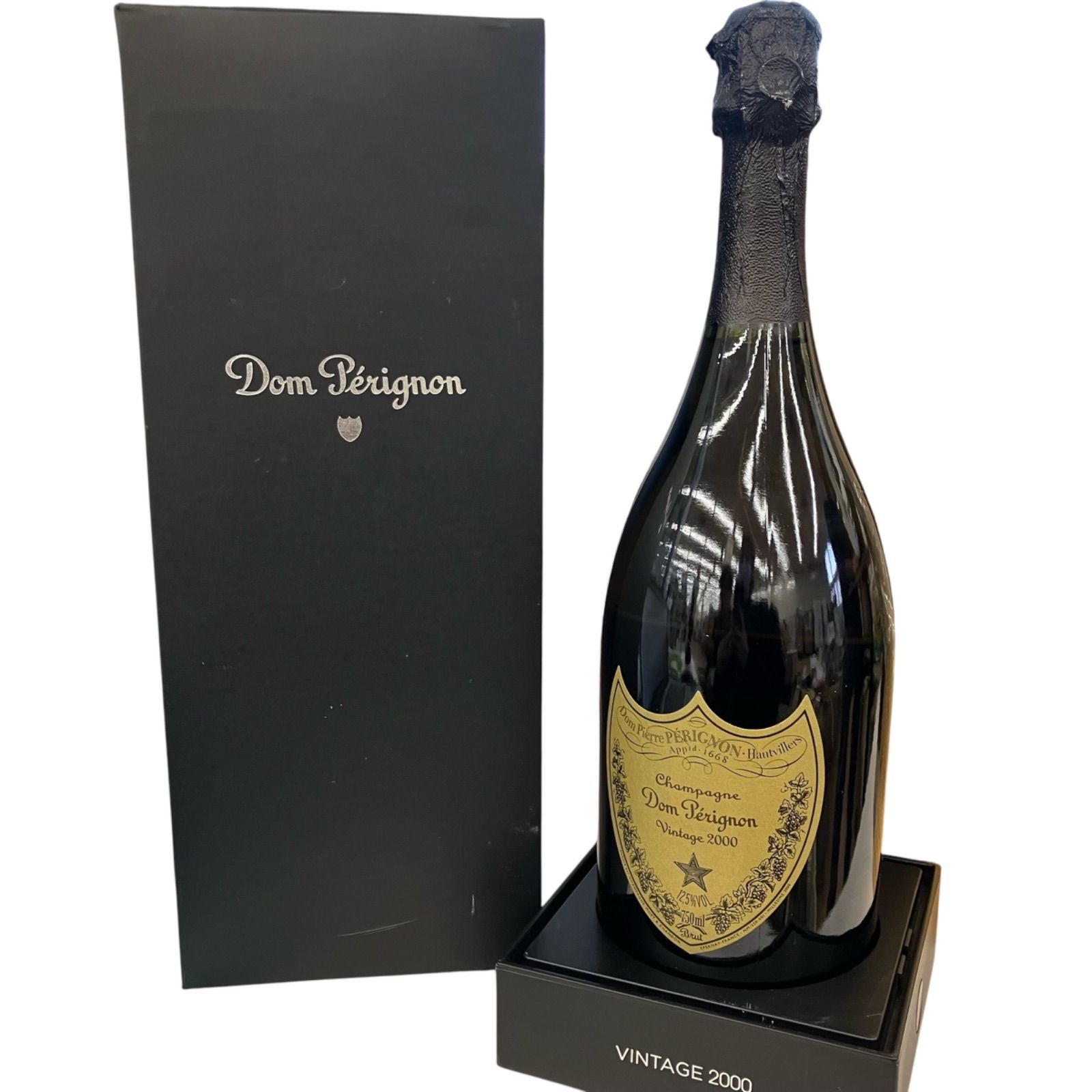 Dom Pérignon シャンパン 750ml Amazon.com: Dom Perignon Champagne (750ml) 3 Bottle Pack