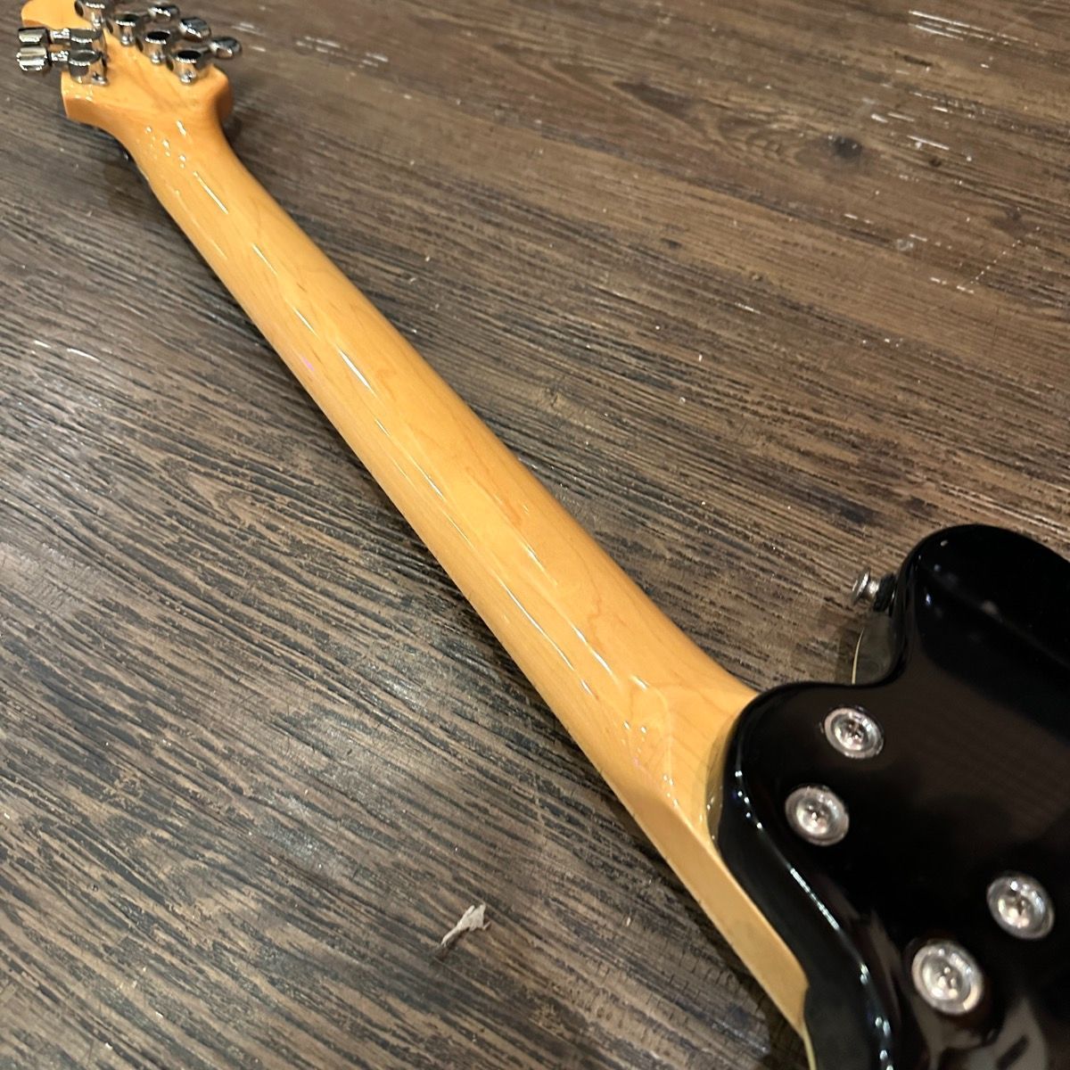 KIMBERLEY AXIS Shape EVH Electric Guitar Musicman キンブリー