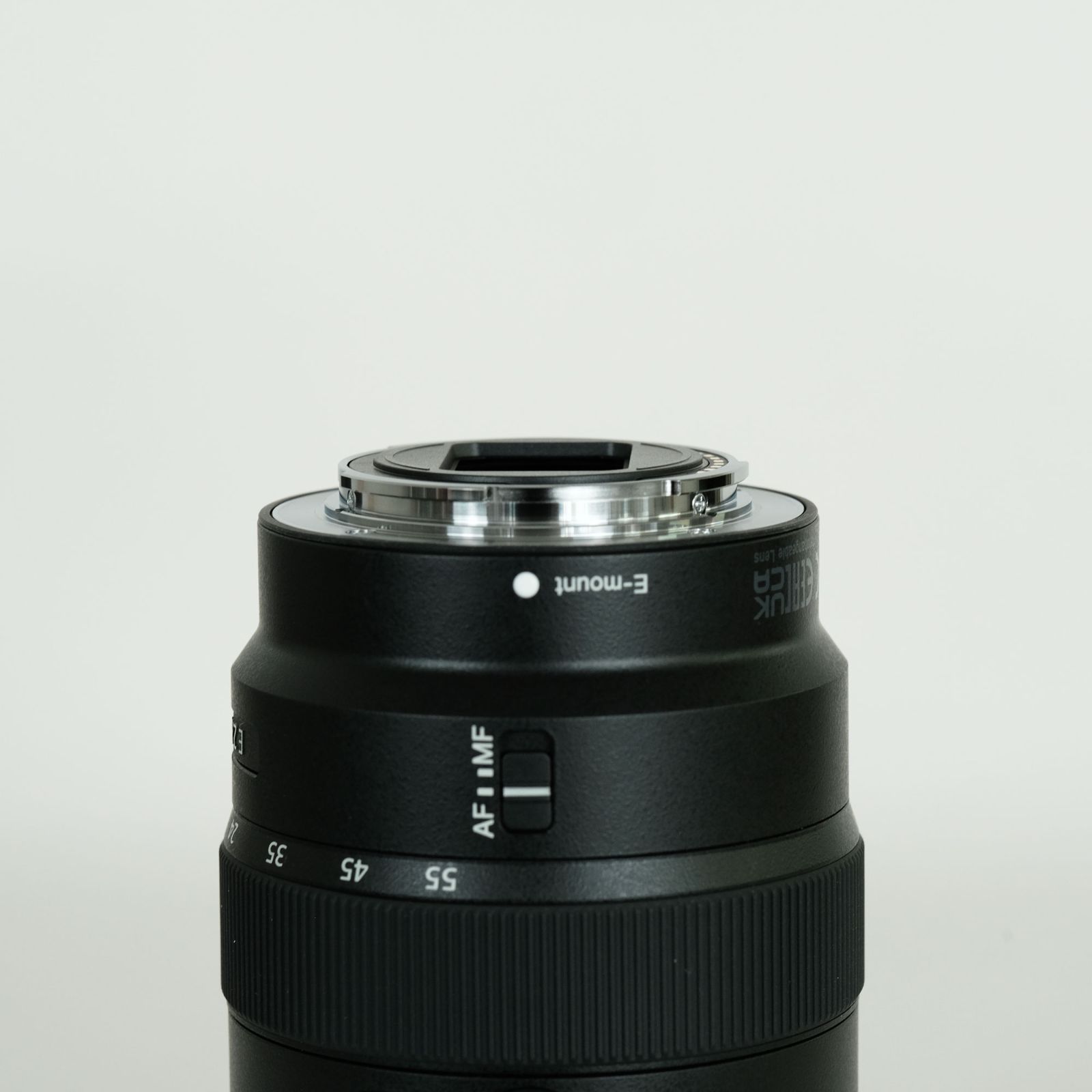 美品] SONY E 16-55mm F2.8 G SEL1655G / ソニーEマウント □新品□ 